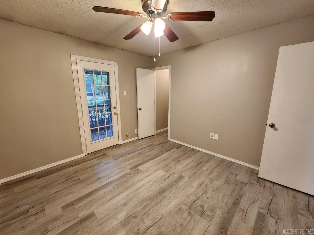 9 Smoking Oaks  Maumelle, AR