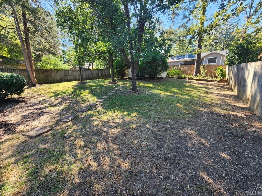 9 Smoking Oaks  Maumelle, AR