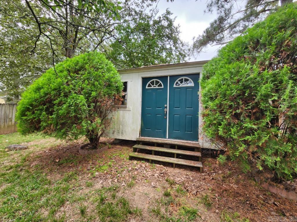 9 Smoking Oaks  Maumelle, AR