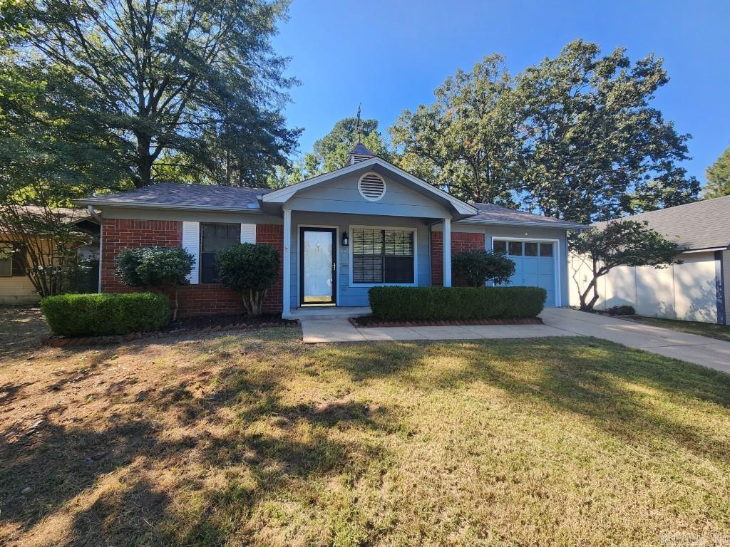9 Smoking Oaks  Maumelle, AR