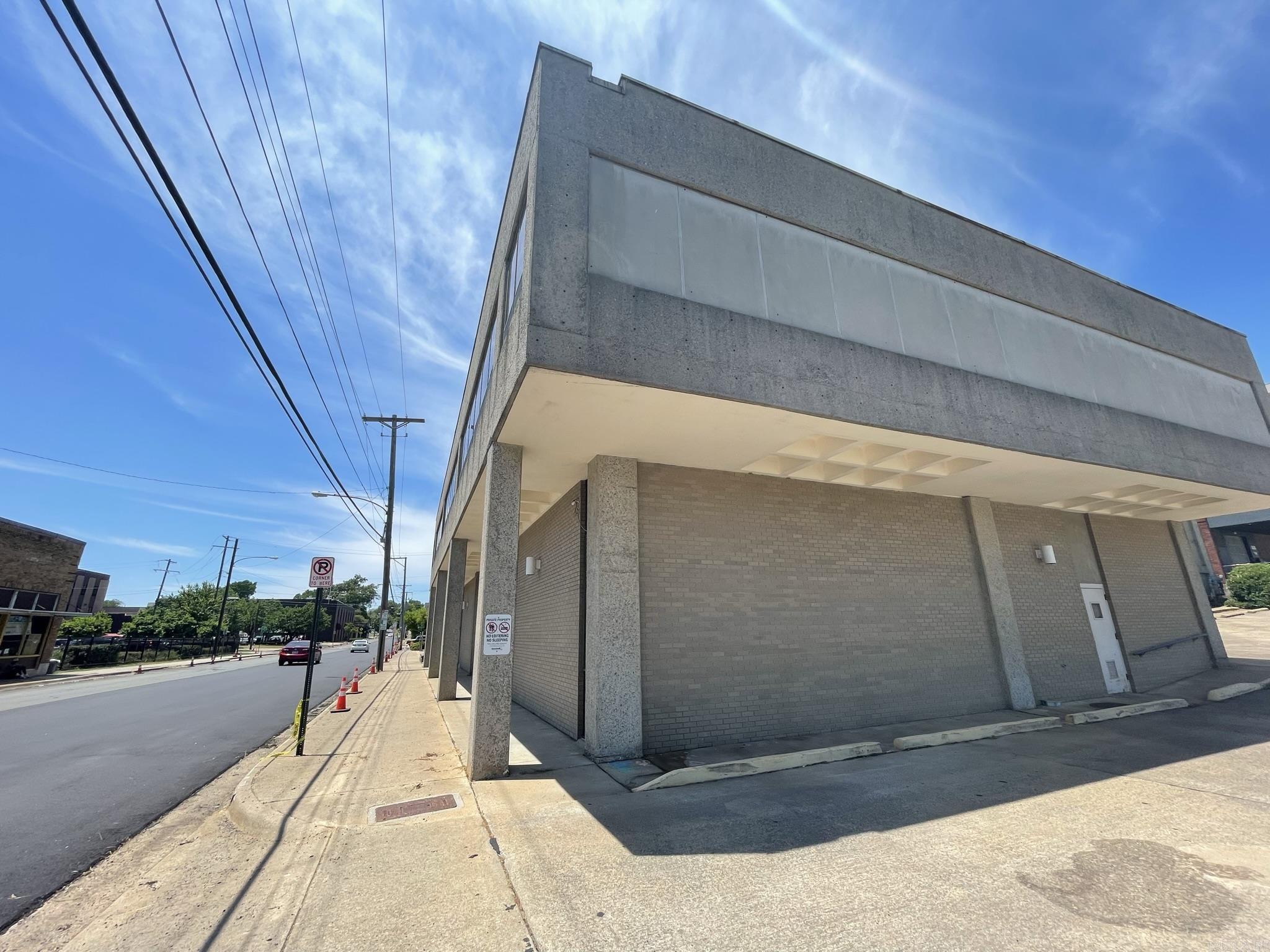 1110 W 7th  Little Rock, AR
