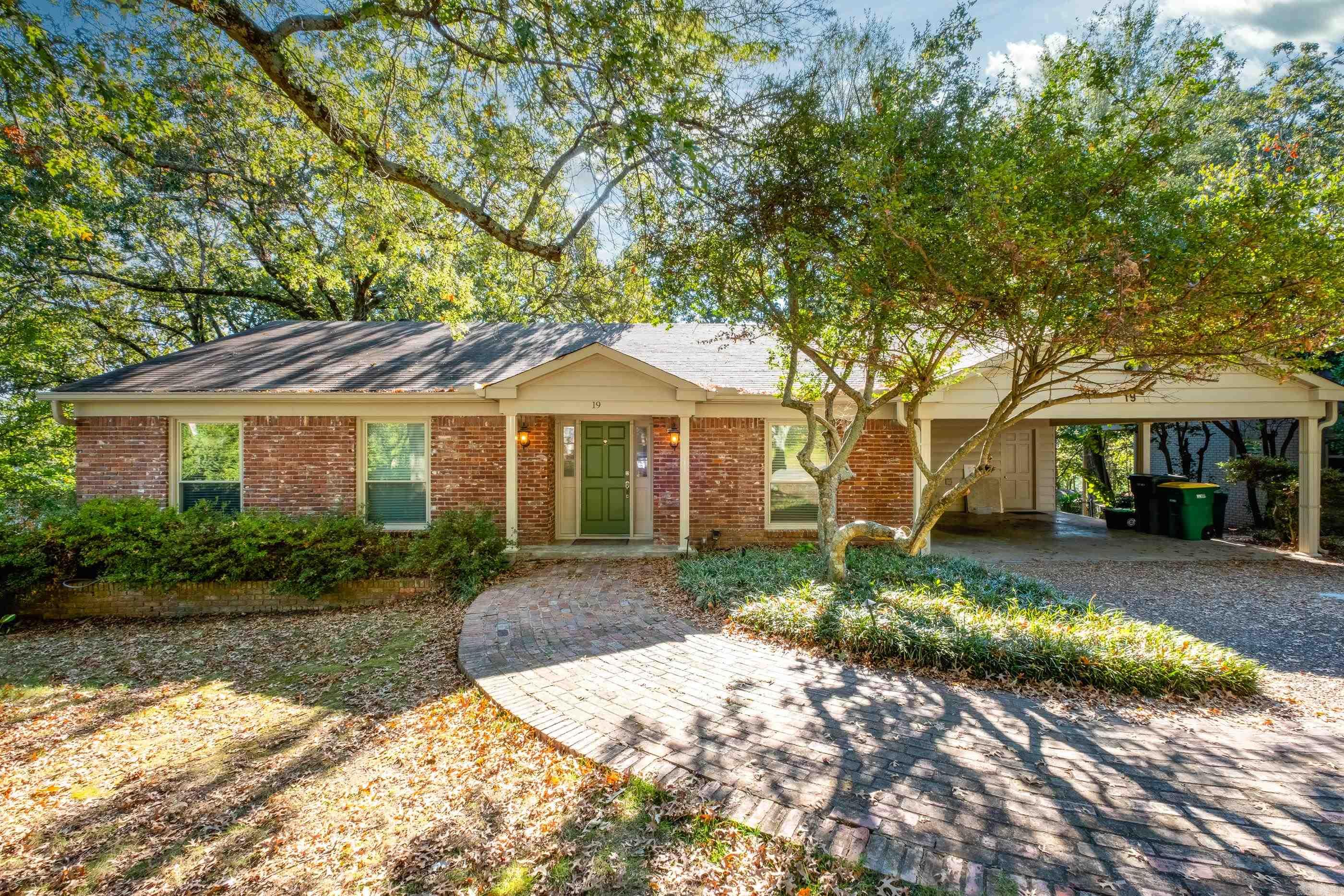 19 Pinnacle Point