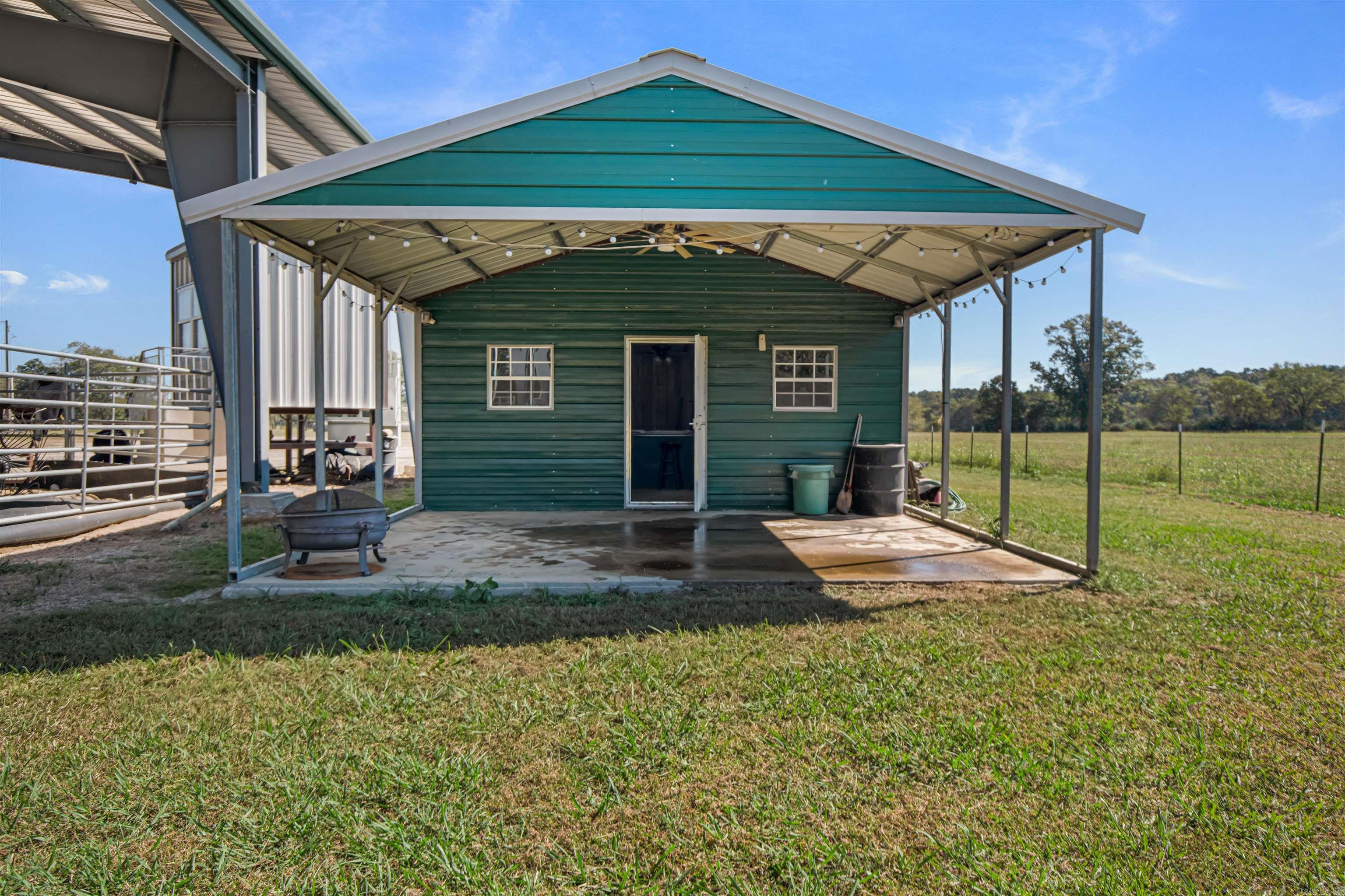 360 HWY 27-N  Story, AR