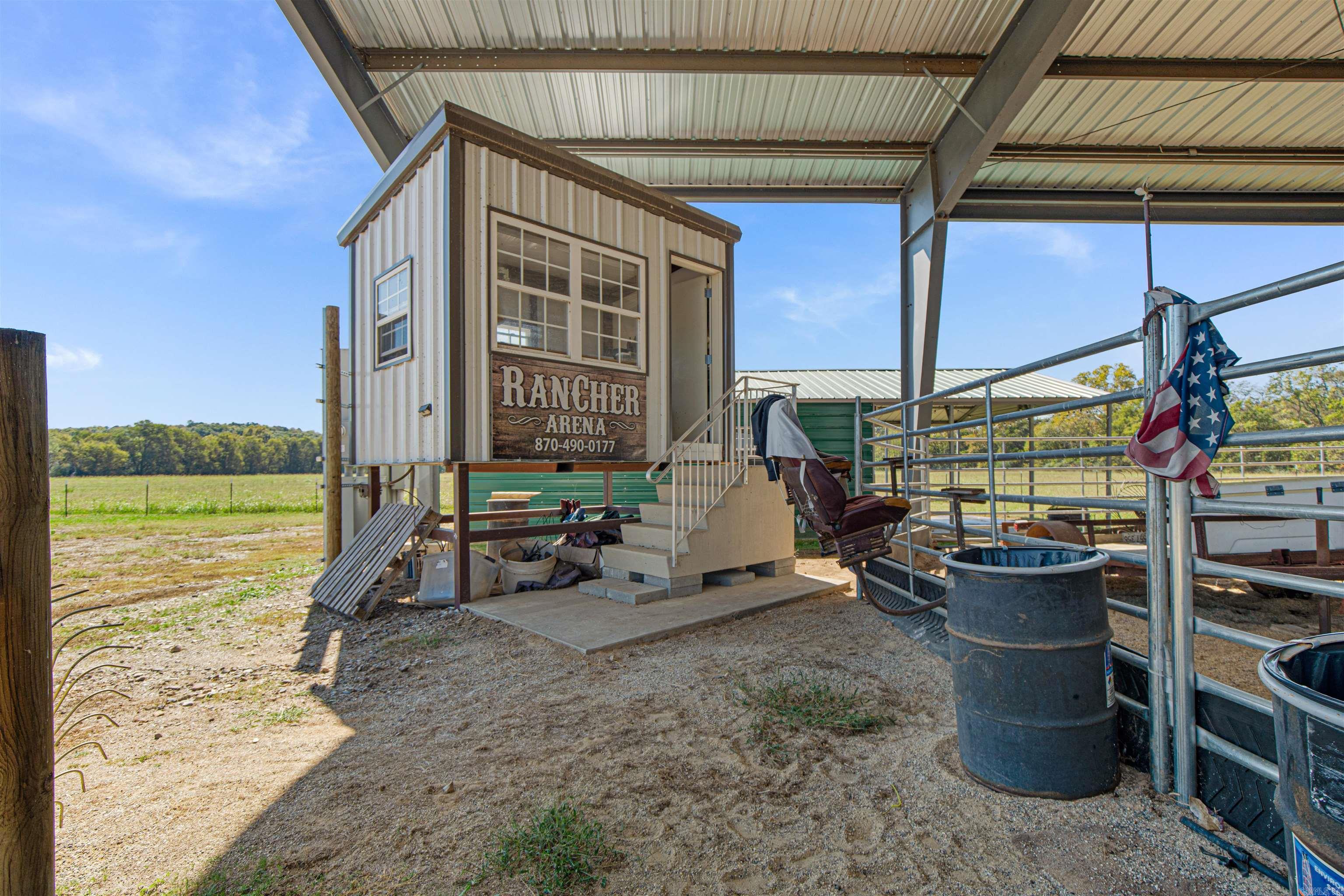 360 HWY 27-N  Story, AR