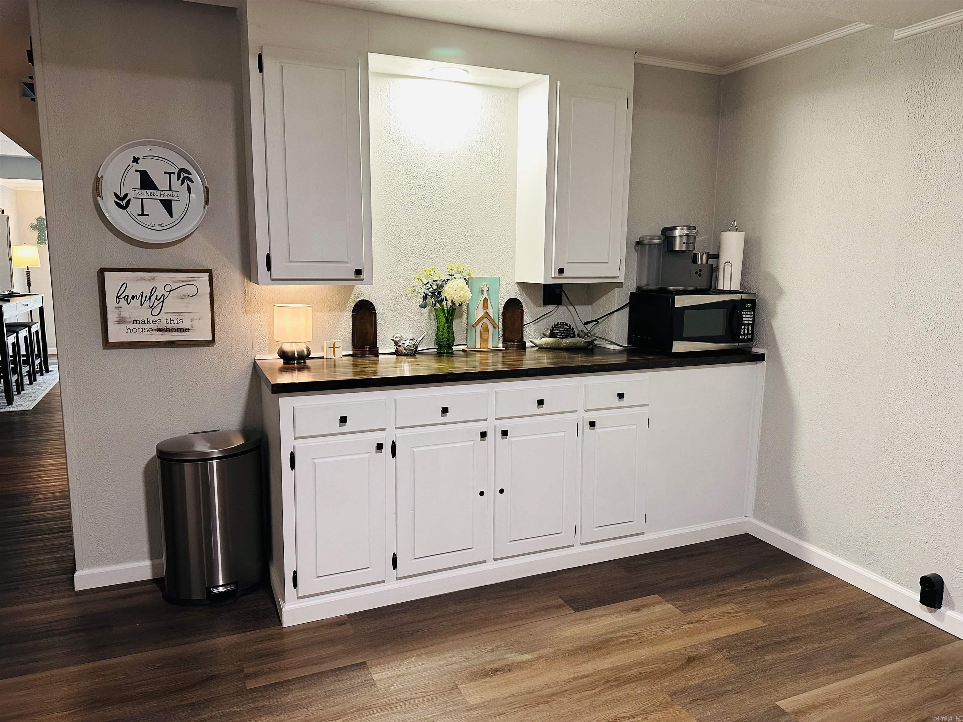 137 N Pine  Mount Ida, AR