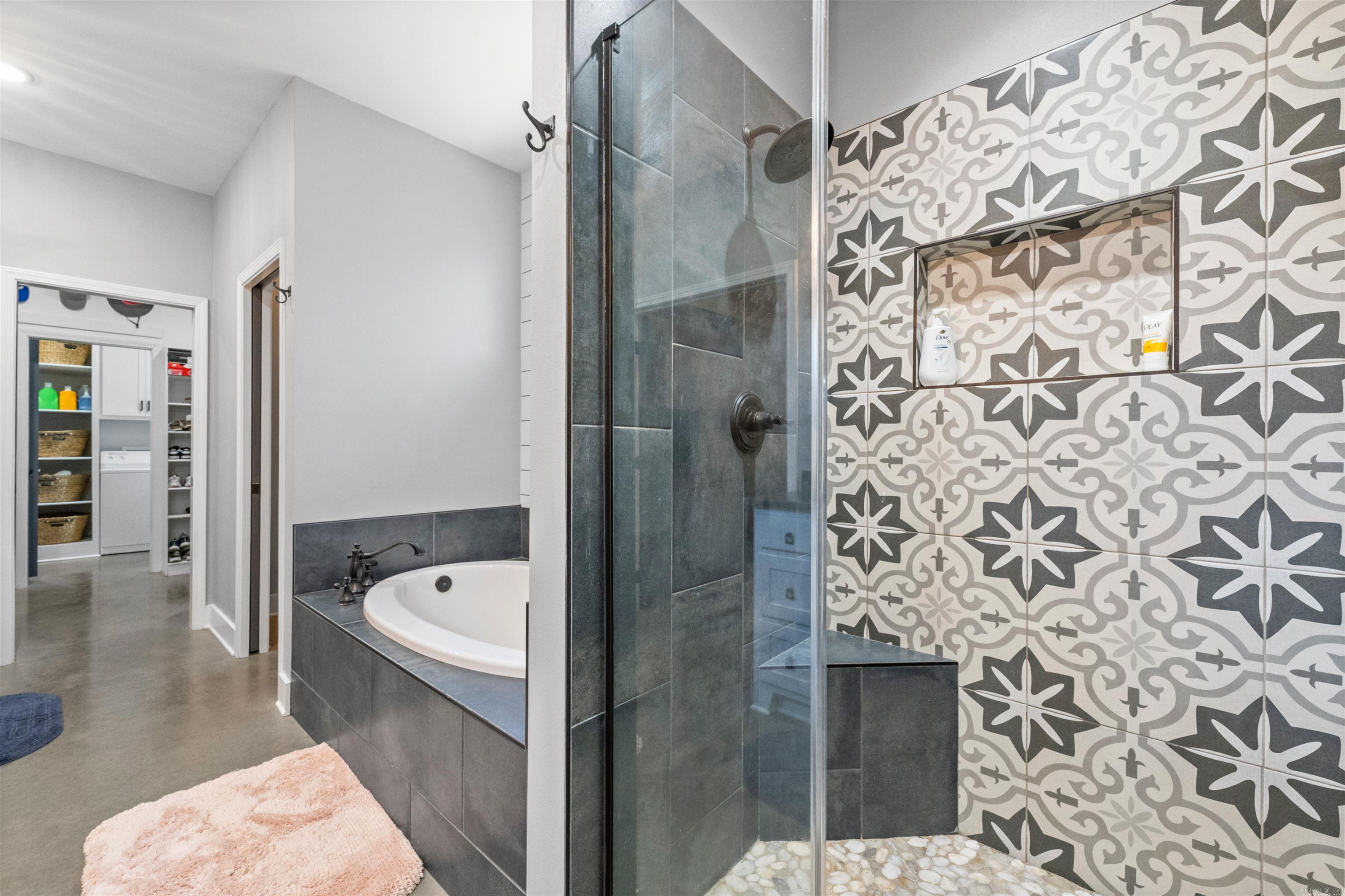 8416 E Woodruff  Sherwood, AR