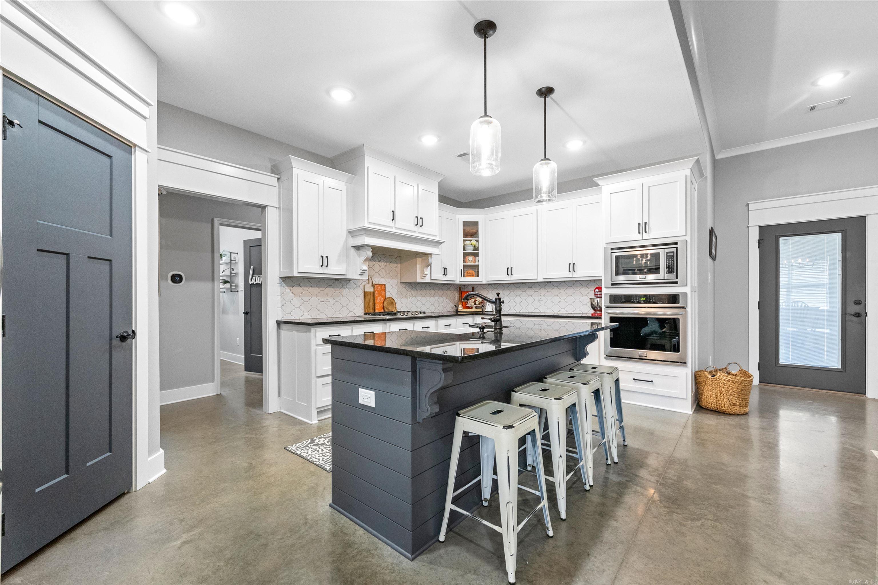 8416 E Woodruff  Sherwood, AR