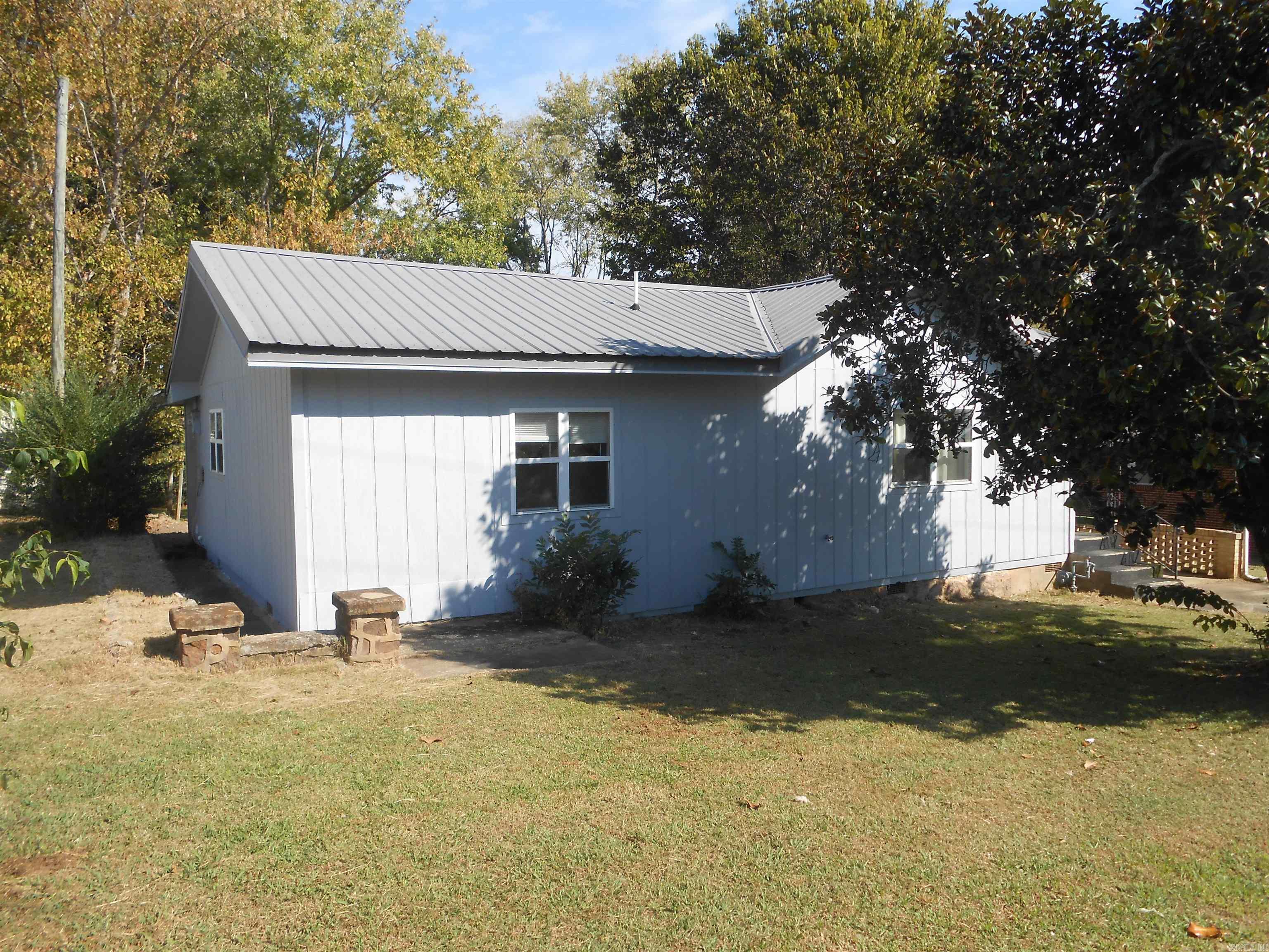 136 Third St 146 Third St Clinton, AR