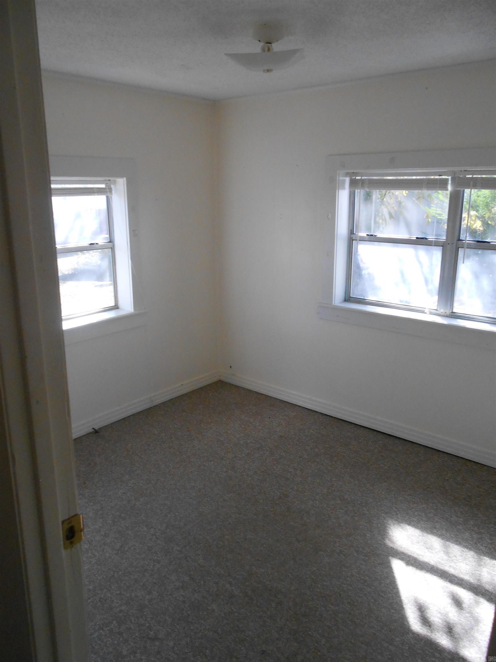 136 Third St 146 Third St Clinton, AR