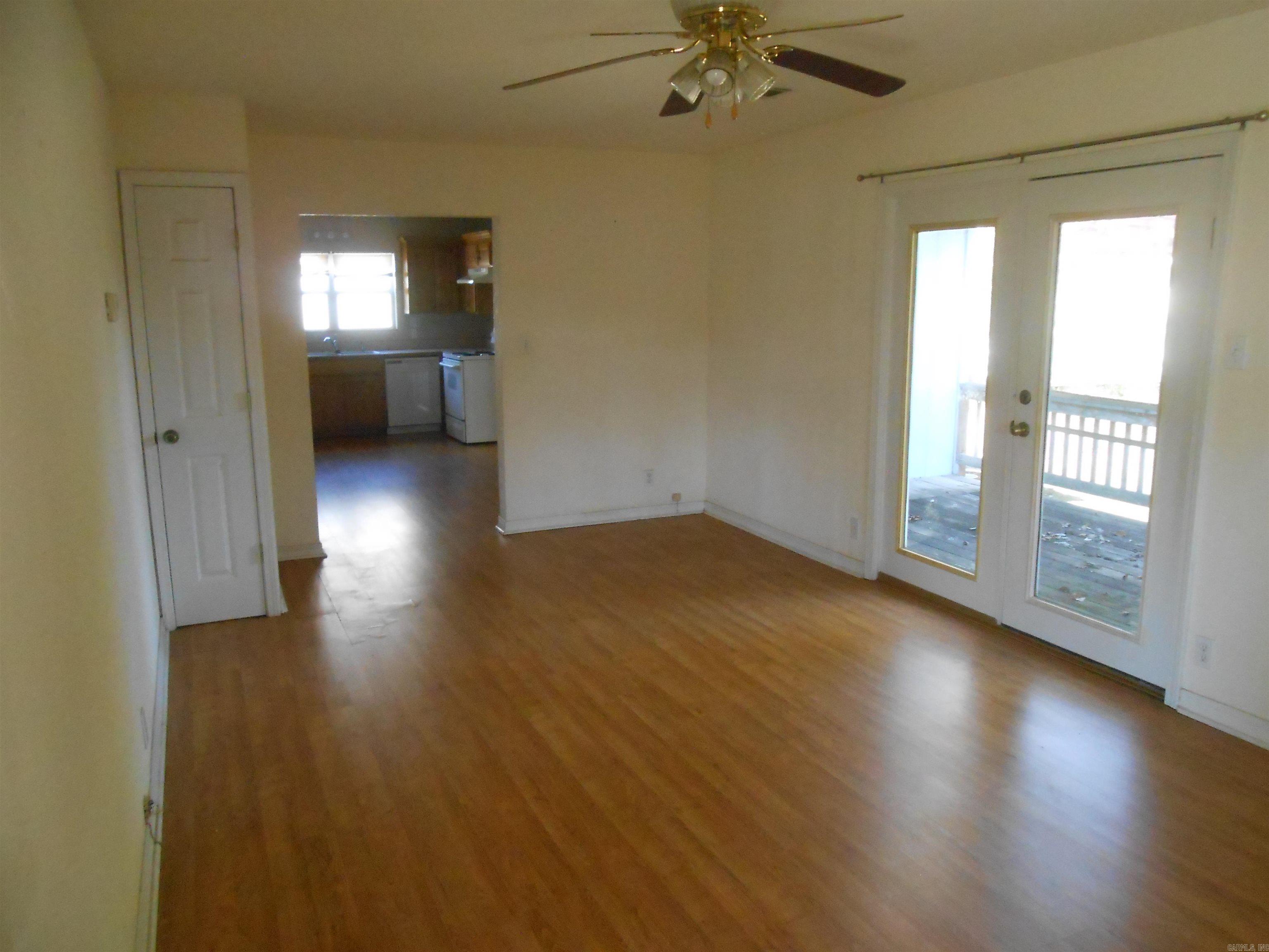 136 Third St 146 Third St Clinton, AR