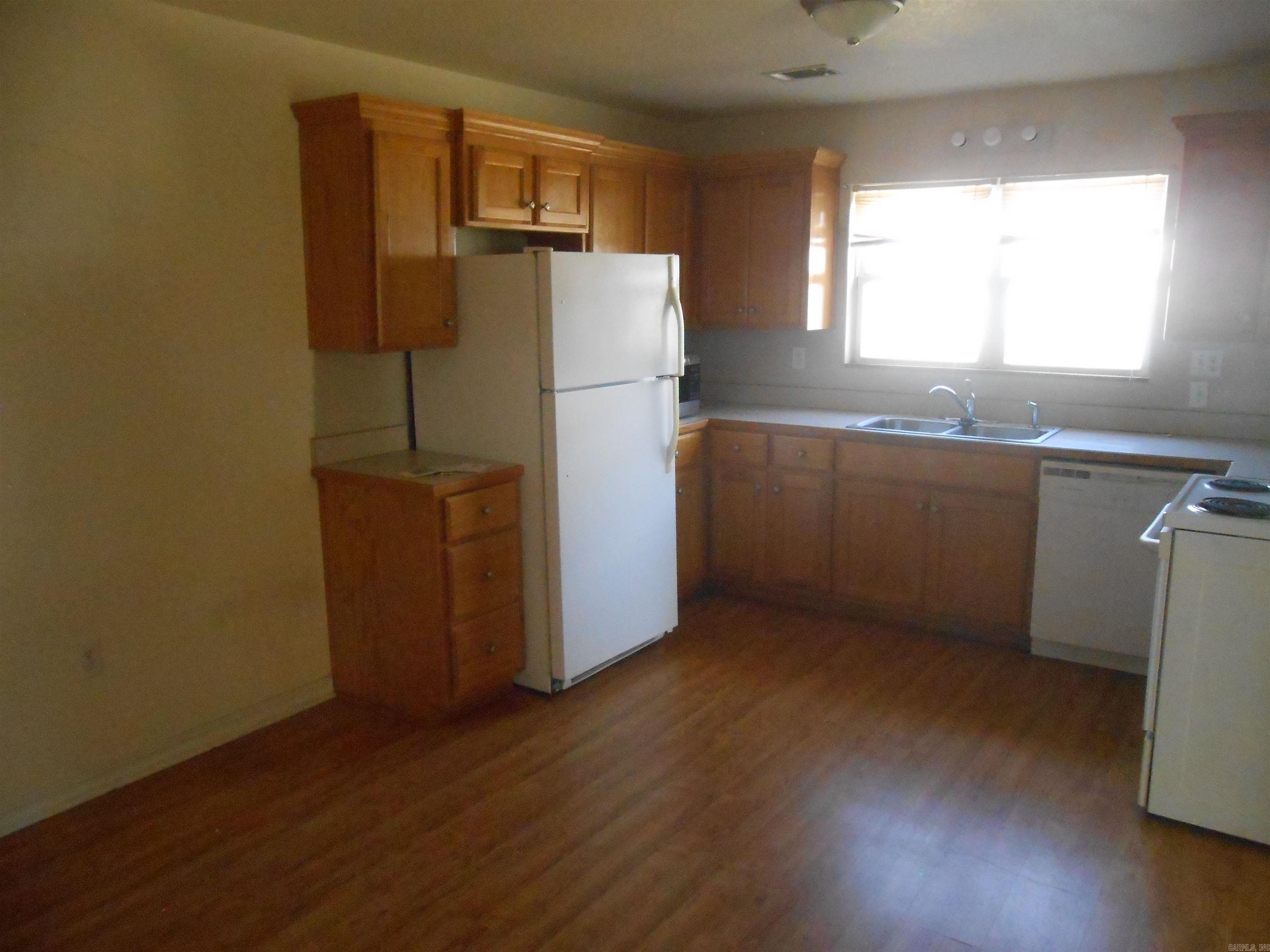 136 Third St 146 Third St Clinton, AR