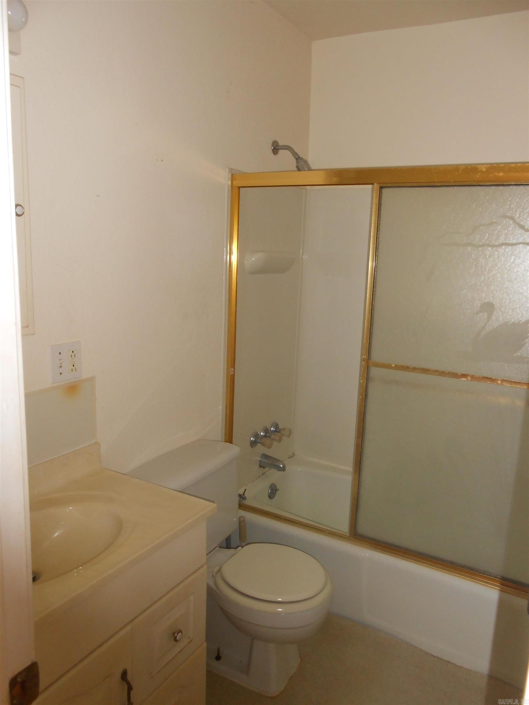 136 Third St 146 Third St Clinton, AR