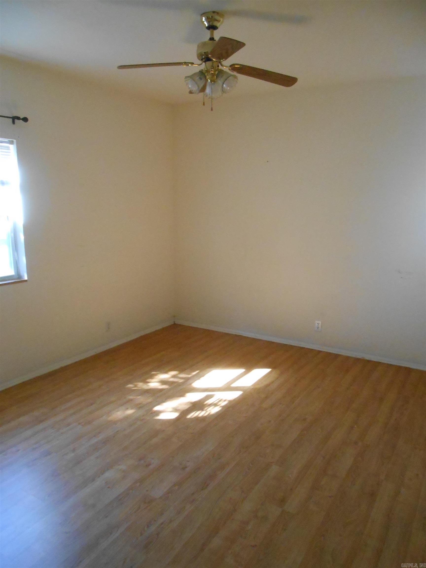 136 Third St 146 Third St Clinton, AR