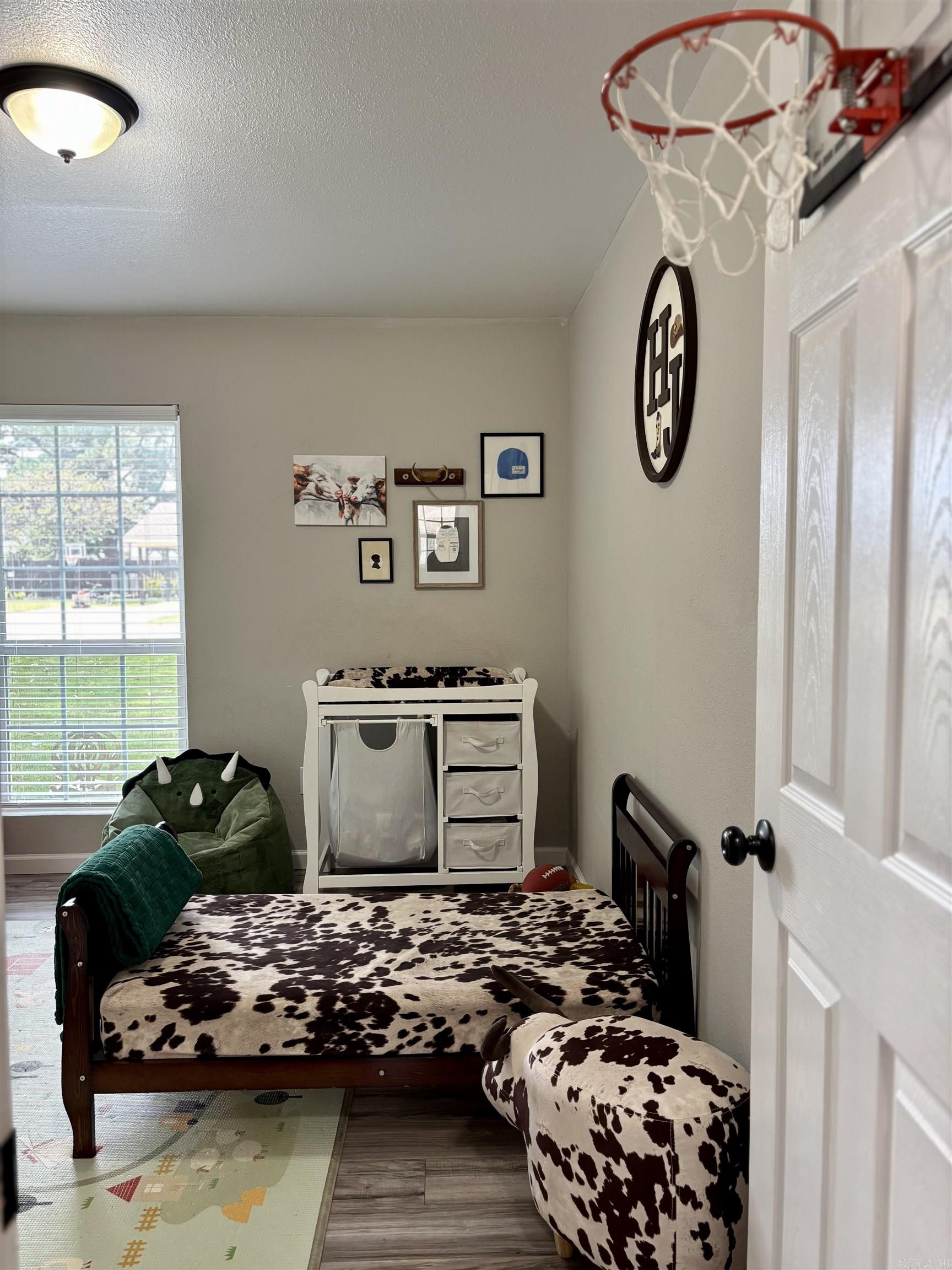 110 Oak  Lake City, AR