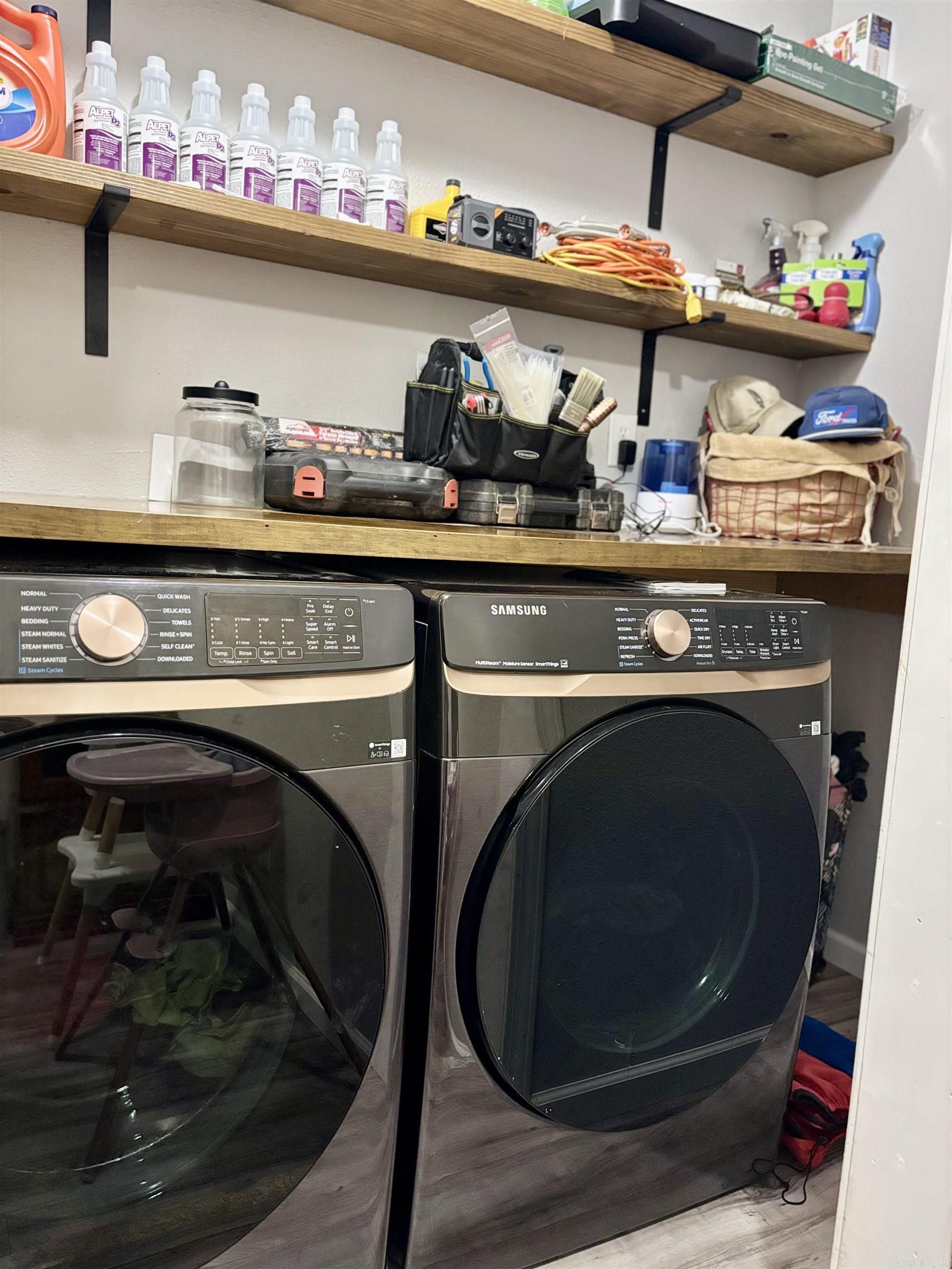 110 Oak  Lake City, AR