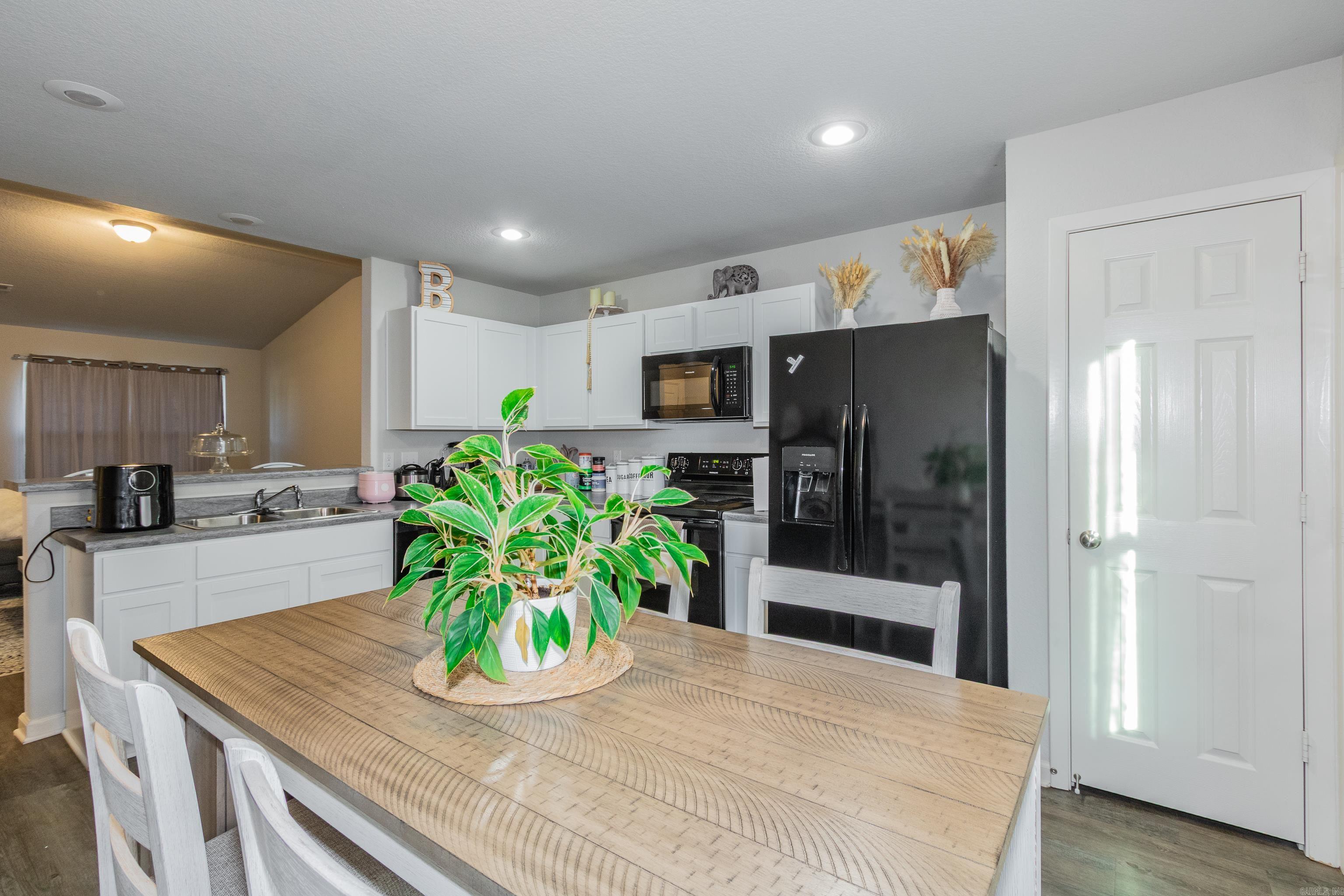 17 Diamanitina  Little Rock, AR