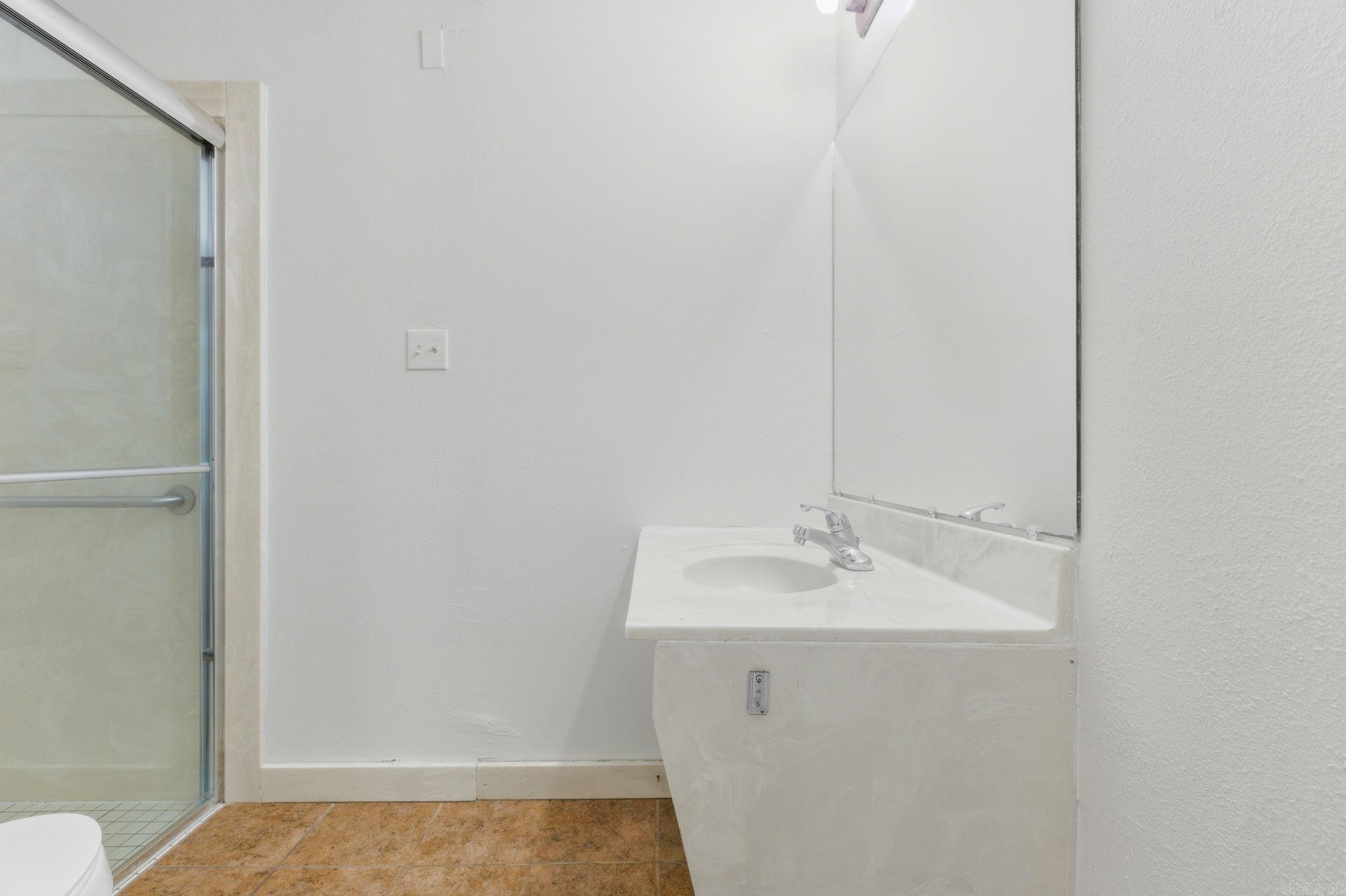 12621 Valleywood Dr  Little Rock, AR