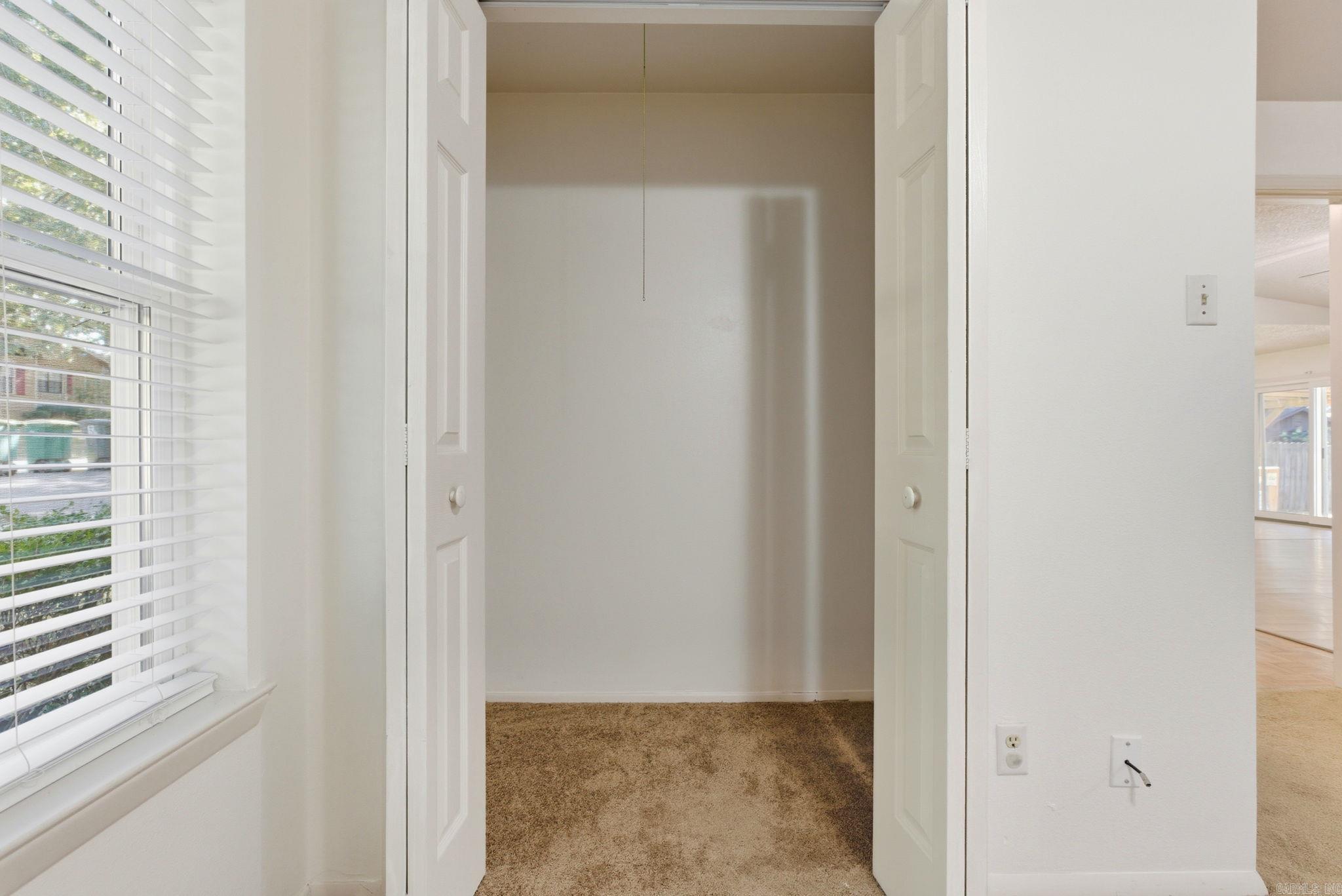 12621 Valleywood Dr  Little Rock, AR