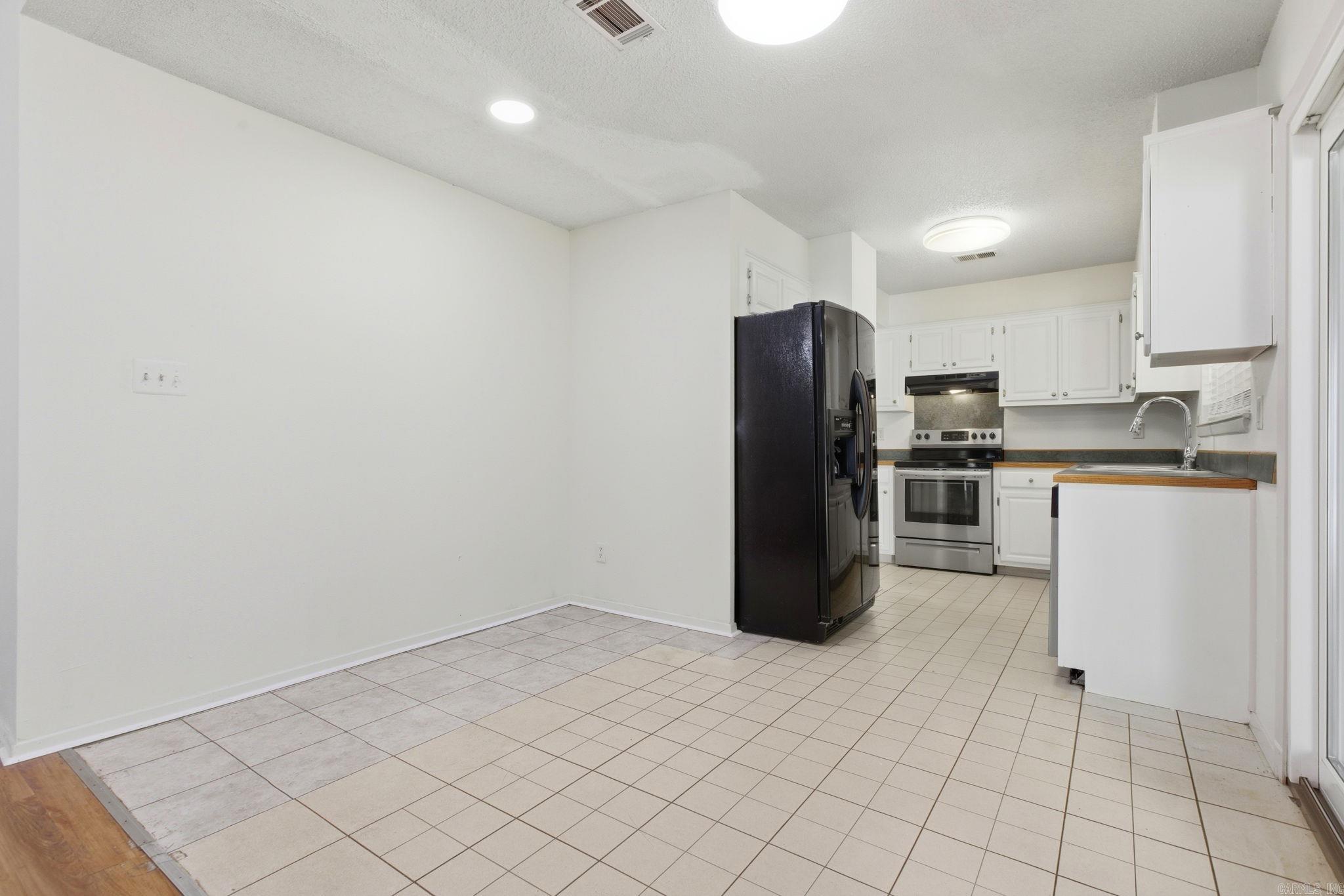 12621 Valleywood Dr  Little Rock, AR