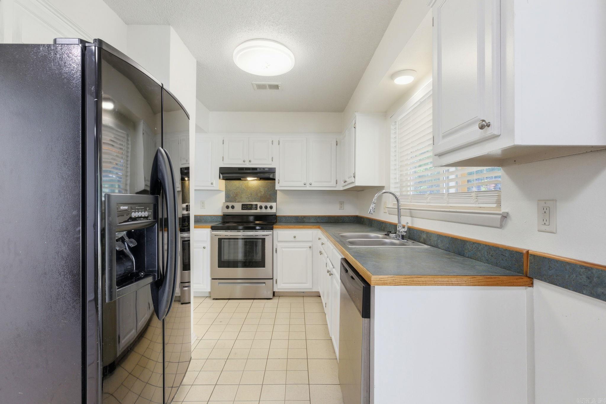 12621 Valleywood Dr  Little Rock, AR