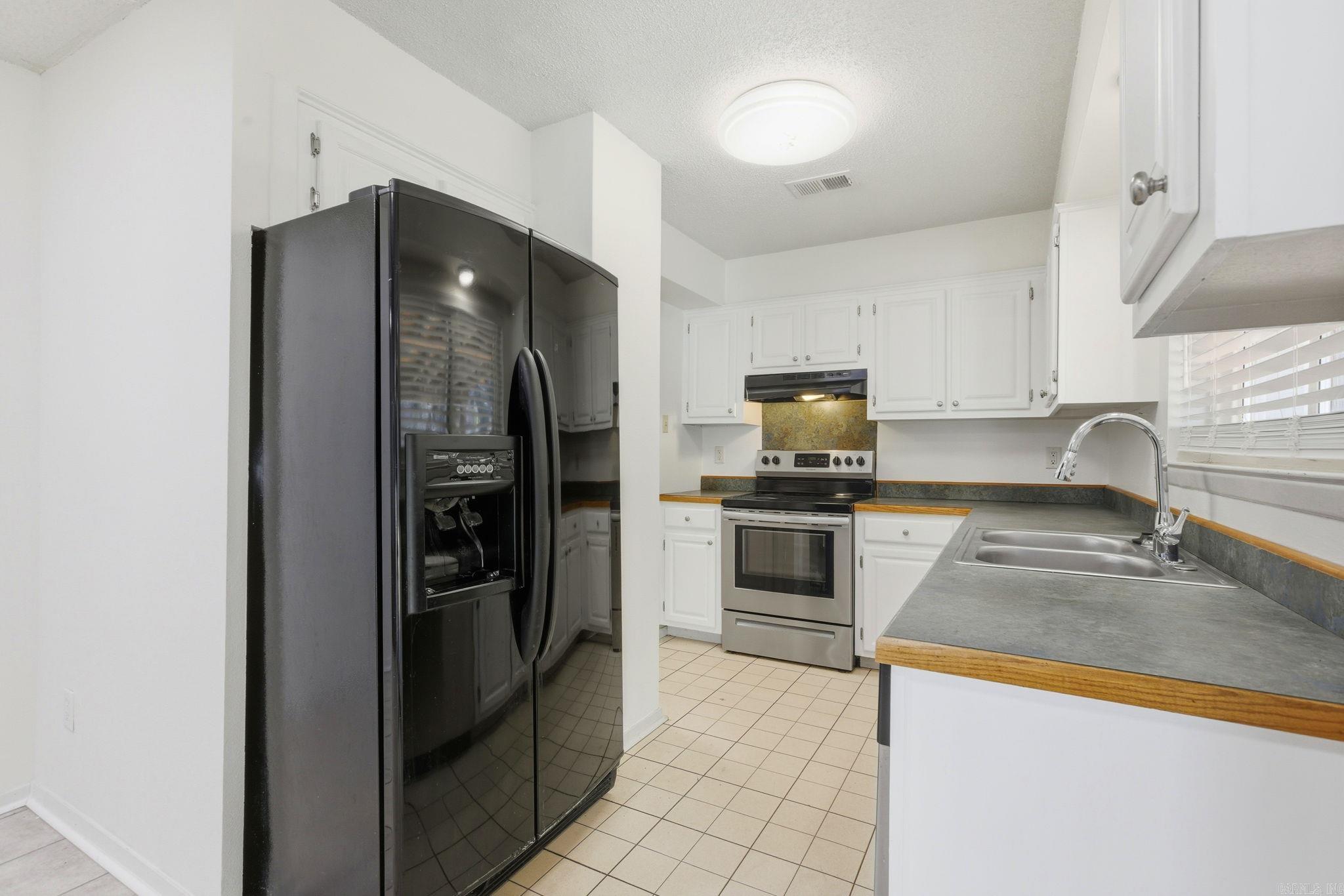 12621 Valleywood Dr  Little Rock, AR