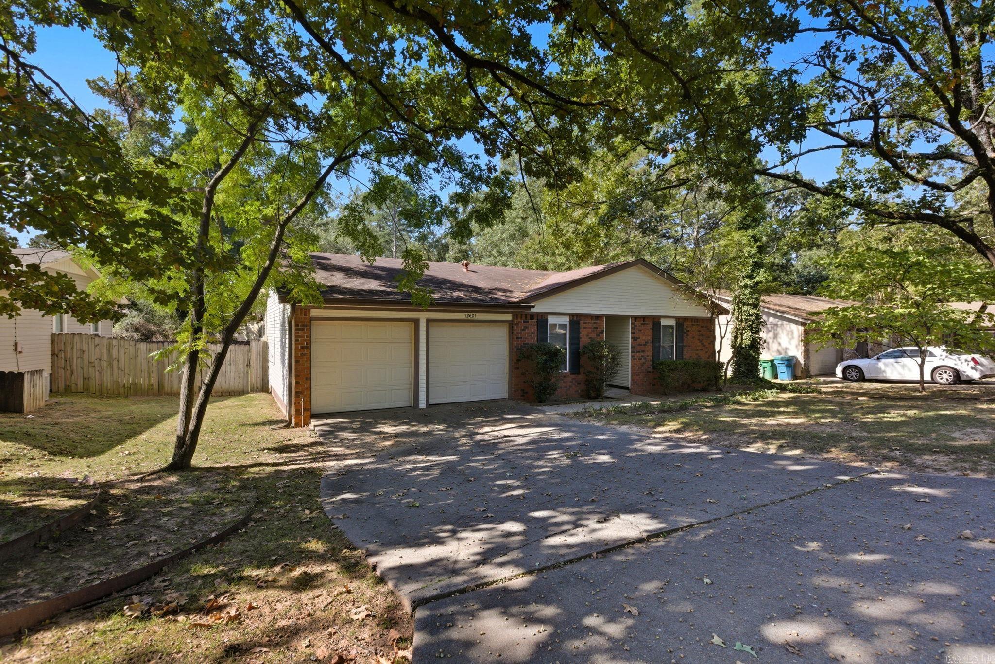 12621 Valleywood Dr  Little Rock, AR