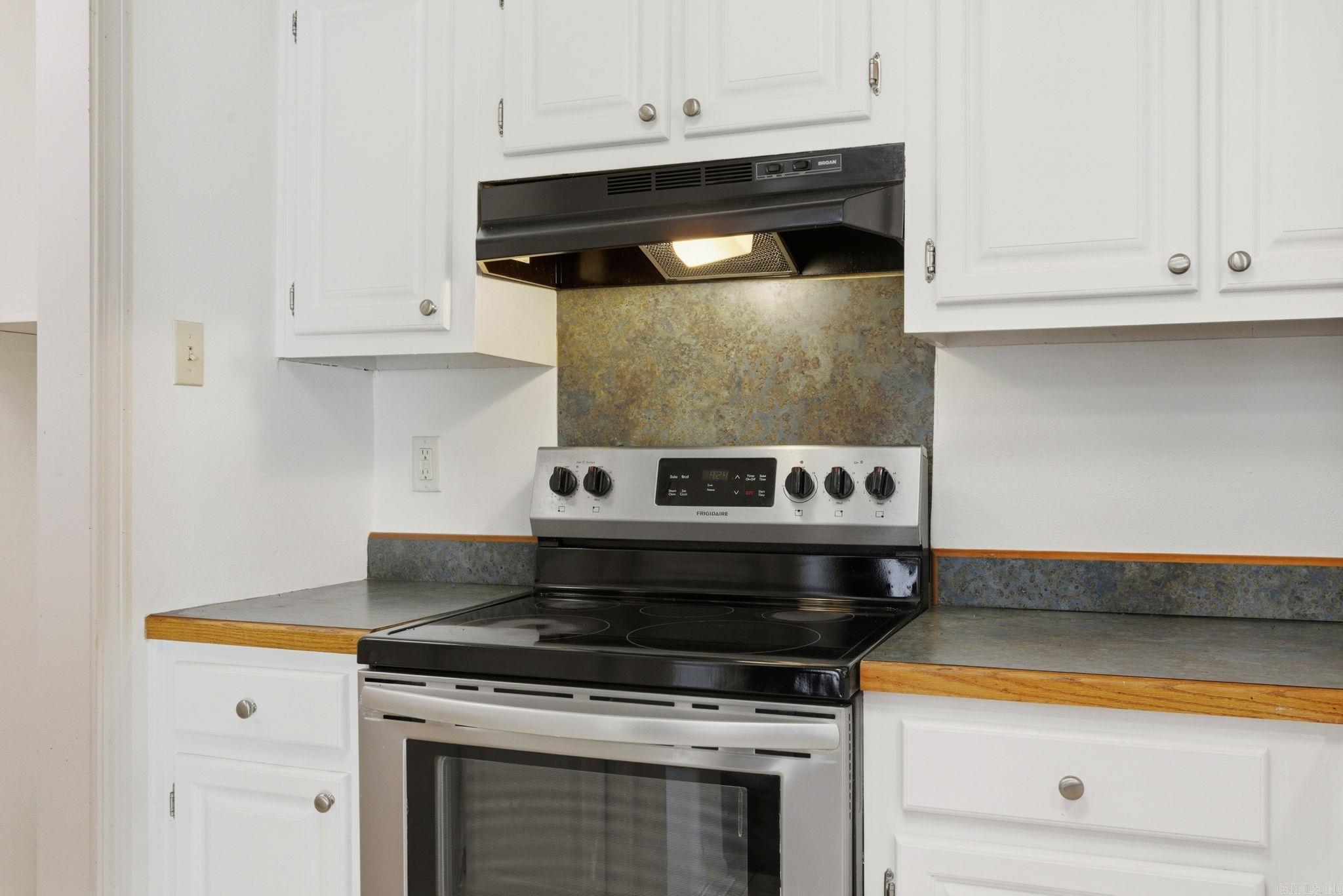 12621 Valleywood Dr  Little Rock, AR