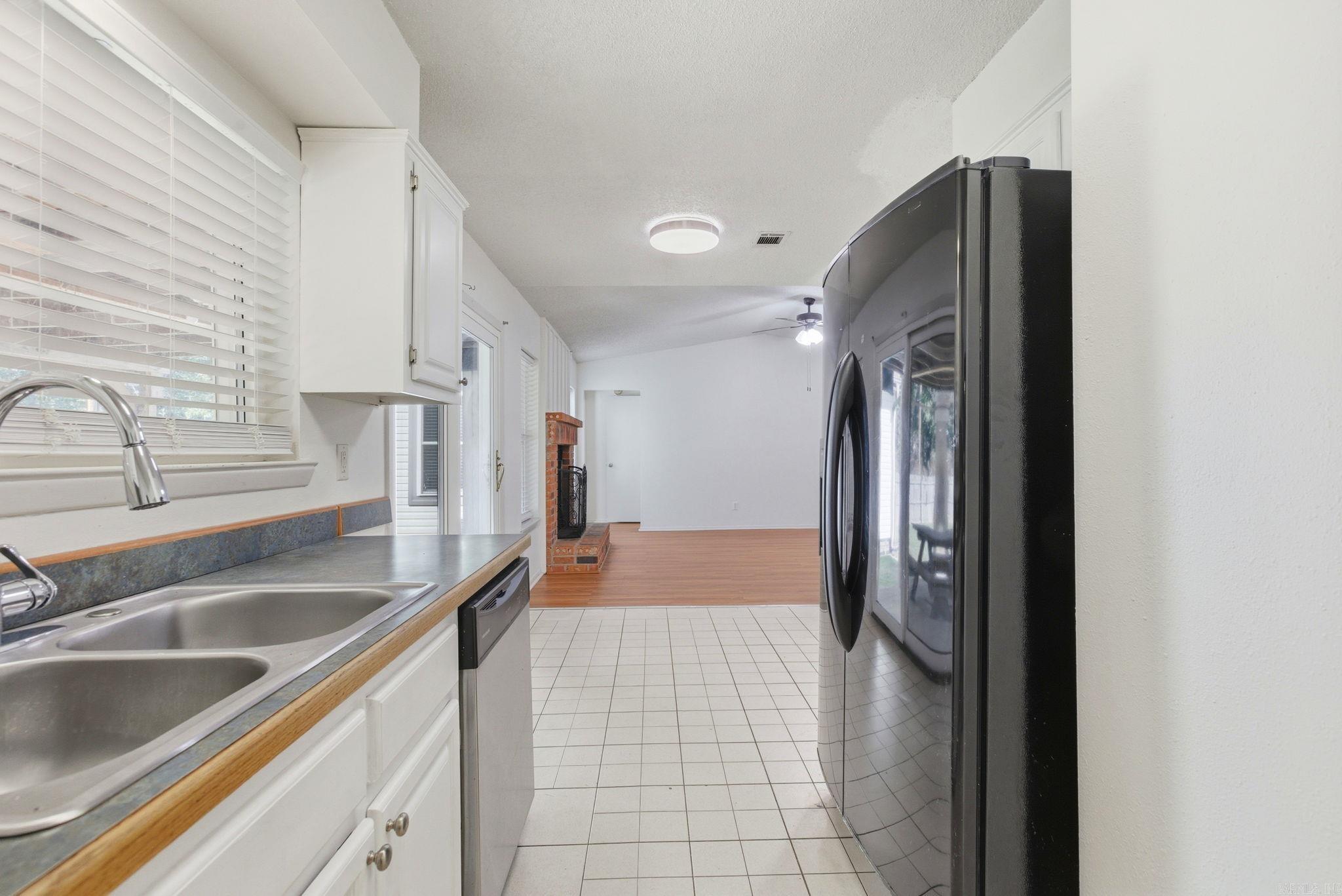 12621 Valleywood Dr  Little Rock, AR