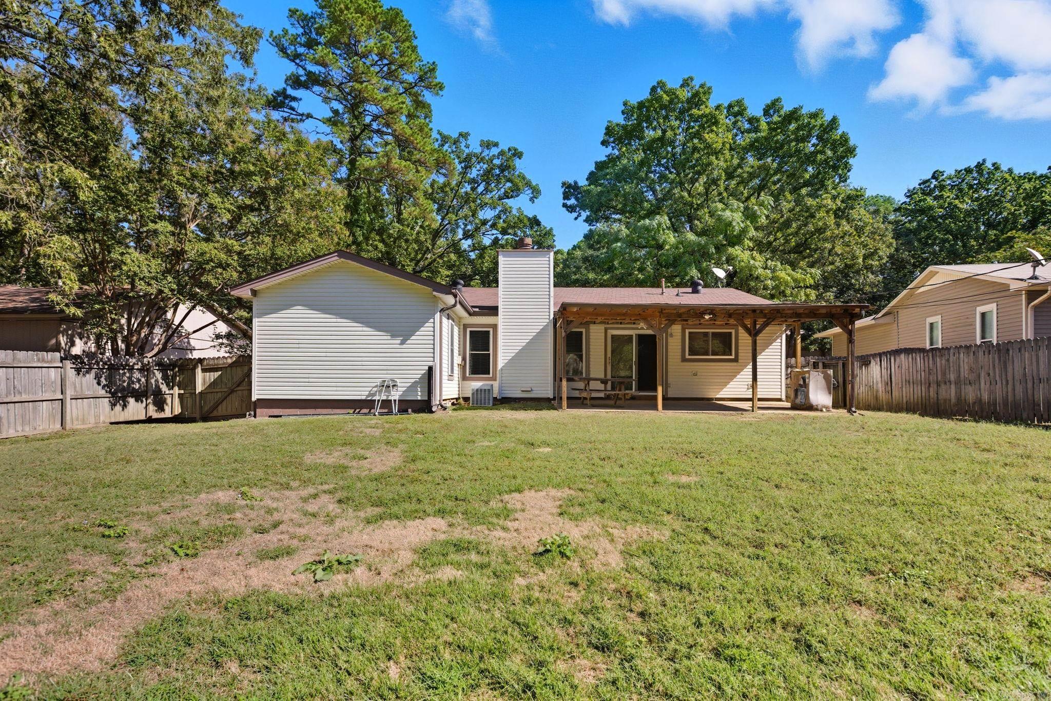 12621 Valleywood Dr  Little Rock, AR