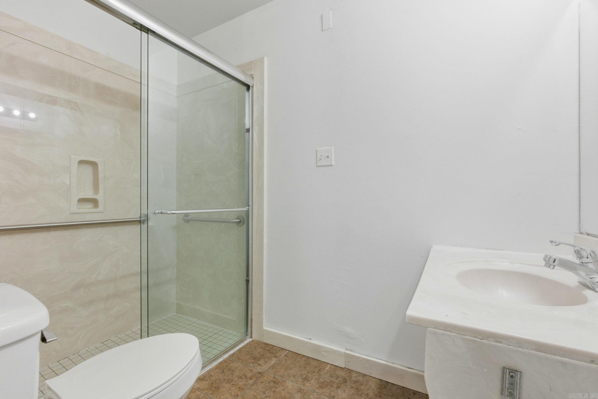 12621 Valleywood Dr  Little Rock, AR