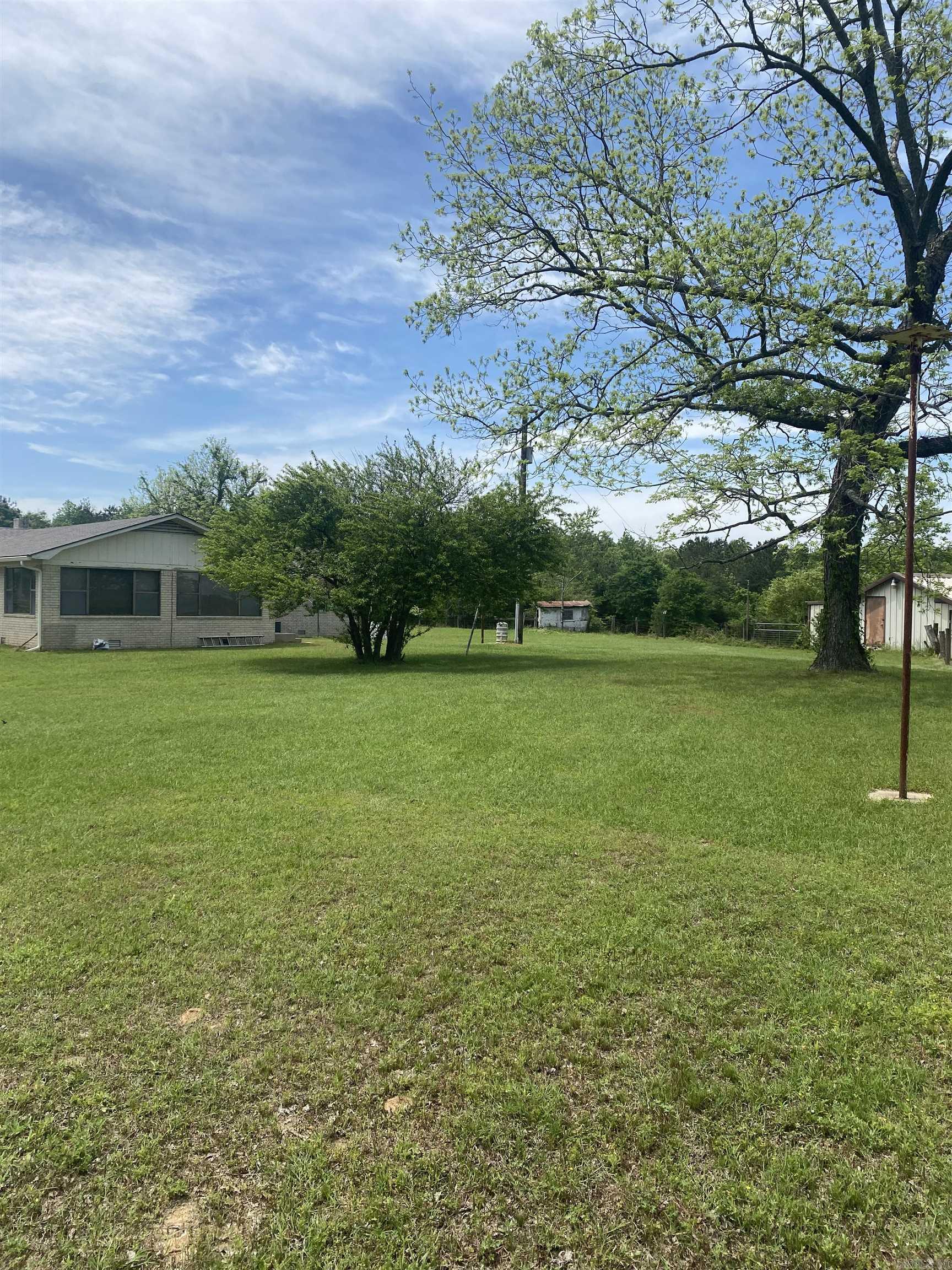 239 Hempstead 347 Nashville, AR 71852