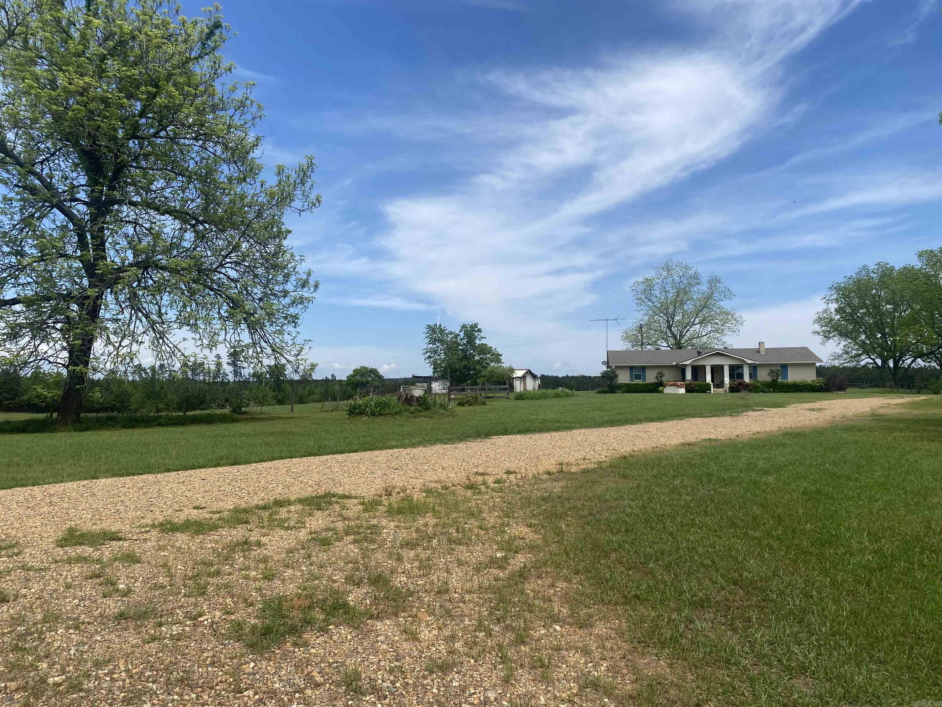 239 Hempstead 347 Nashville, AR 71852