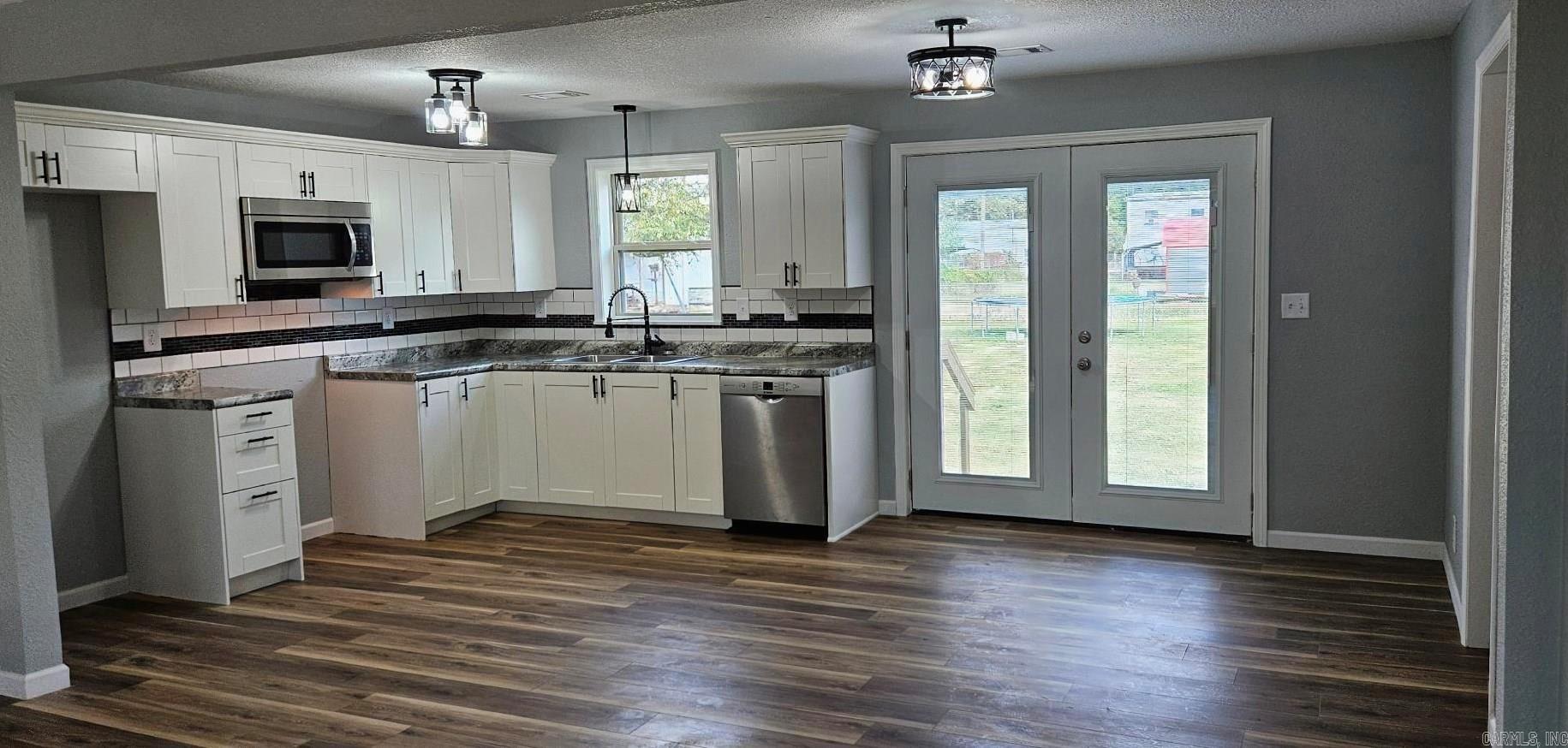 1004 Maddox St Street Corning, AR 72422