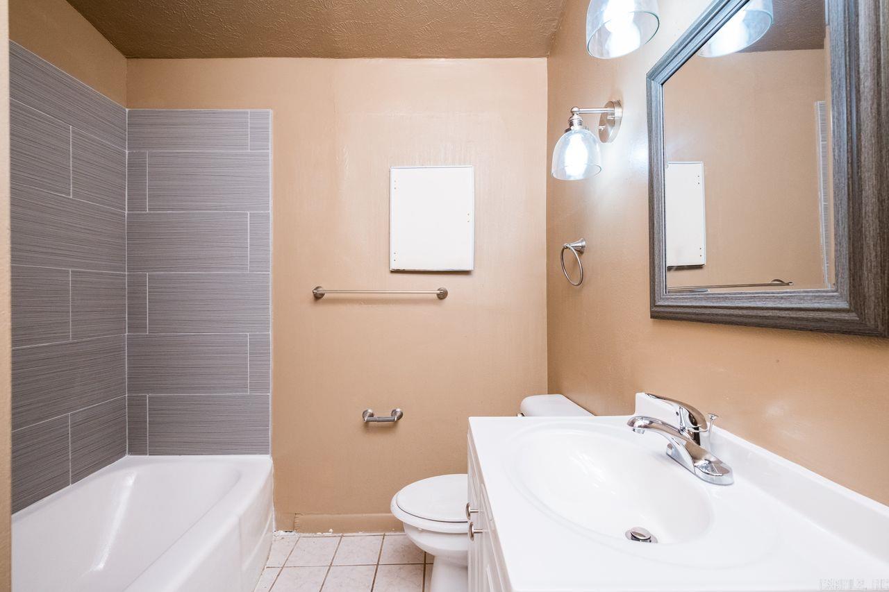 8 Fairmont  Little Rock, AR