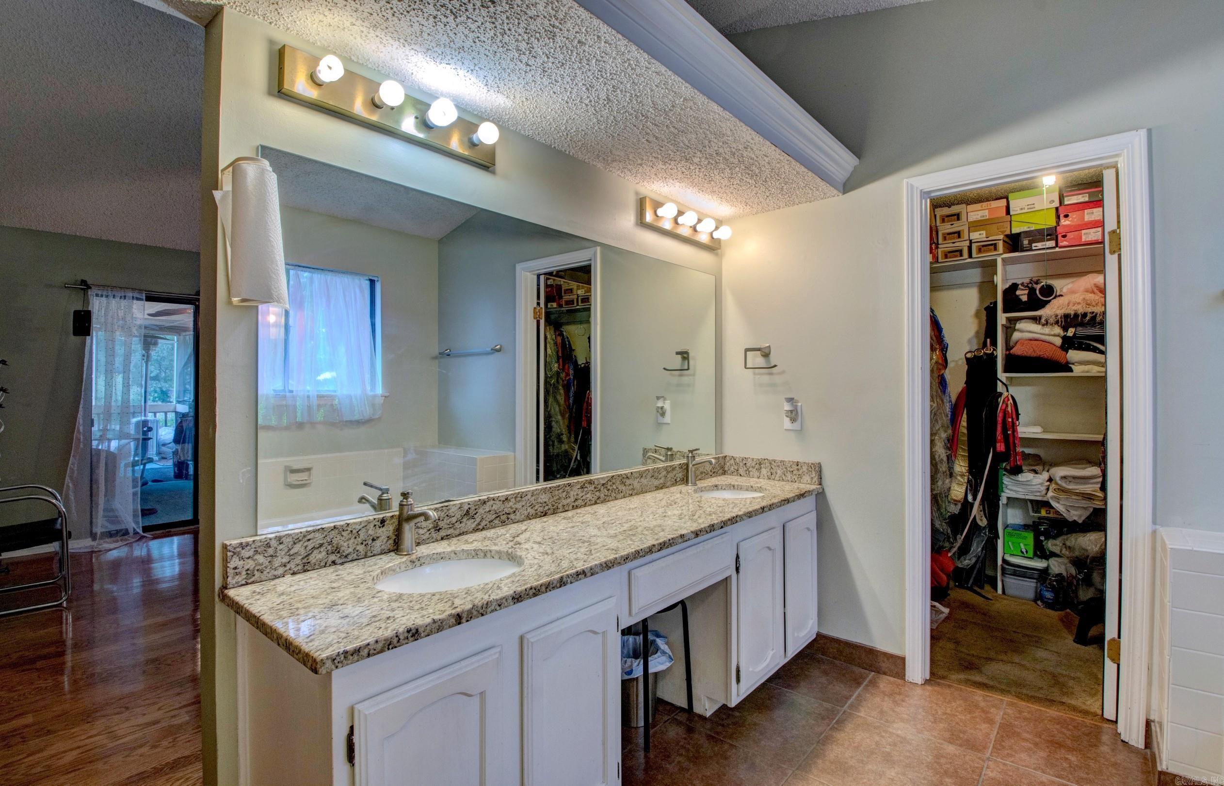 29 Lendl  Little Rock, AR