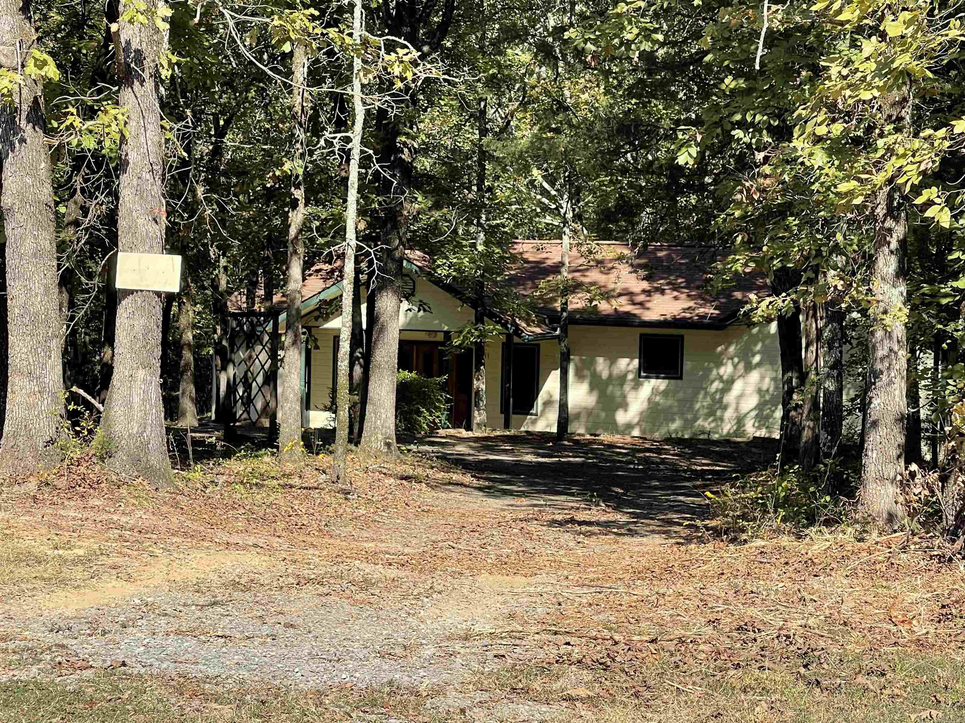 11 Timbercrest Drive