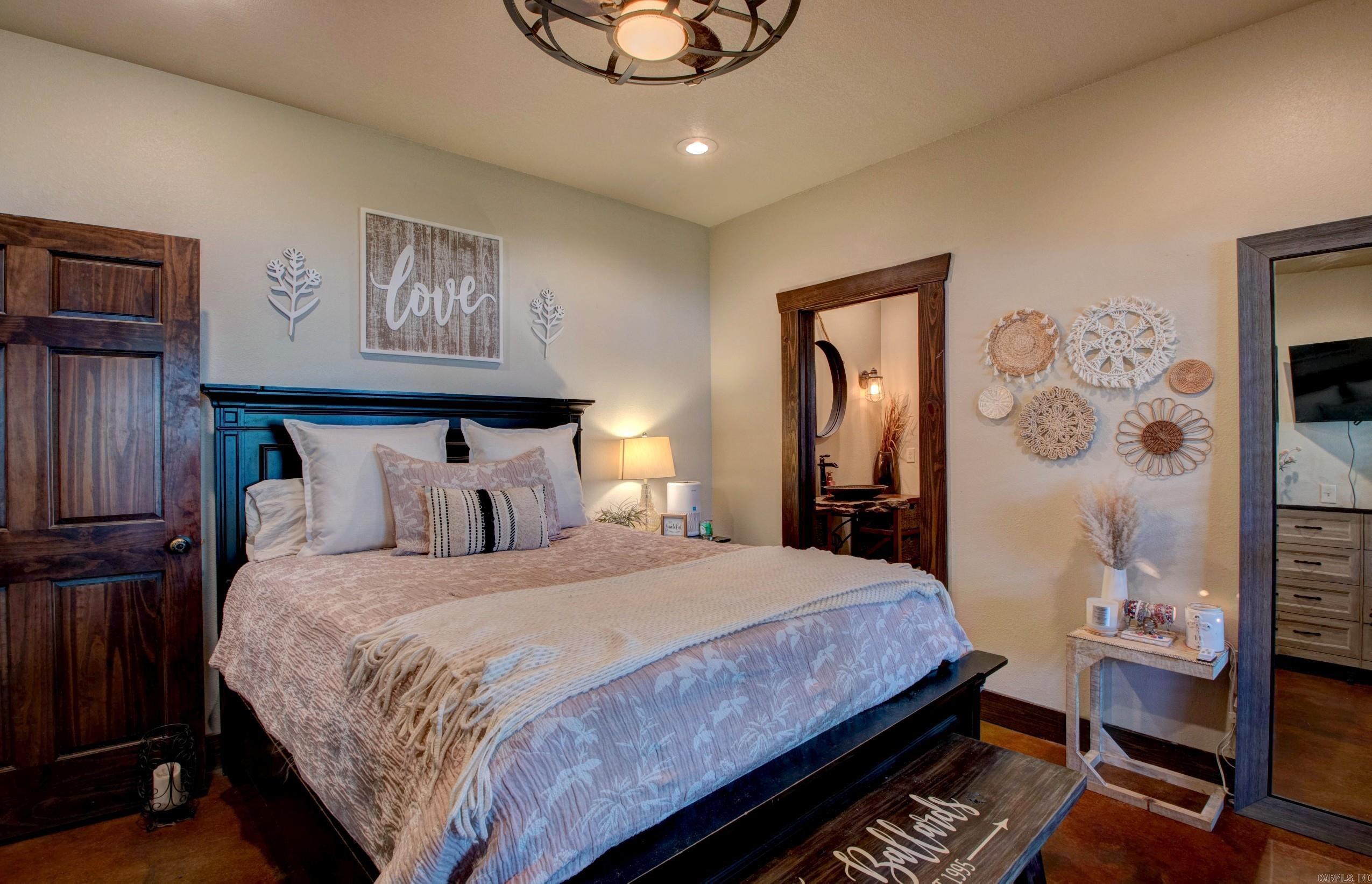 30 Cedar  Higden, AR