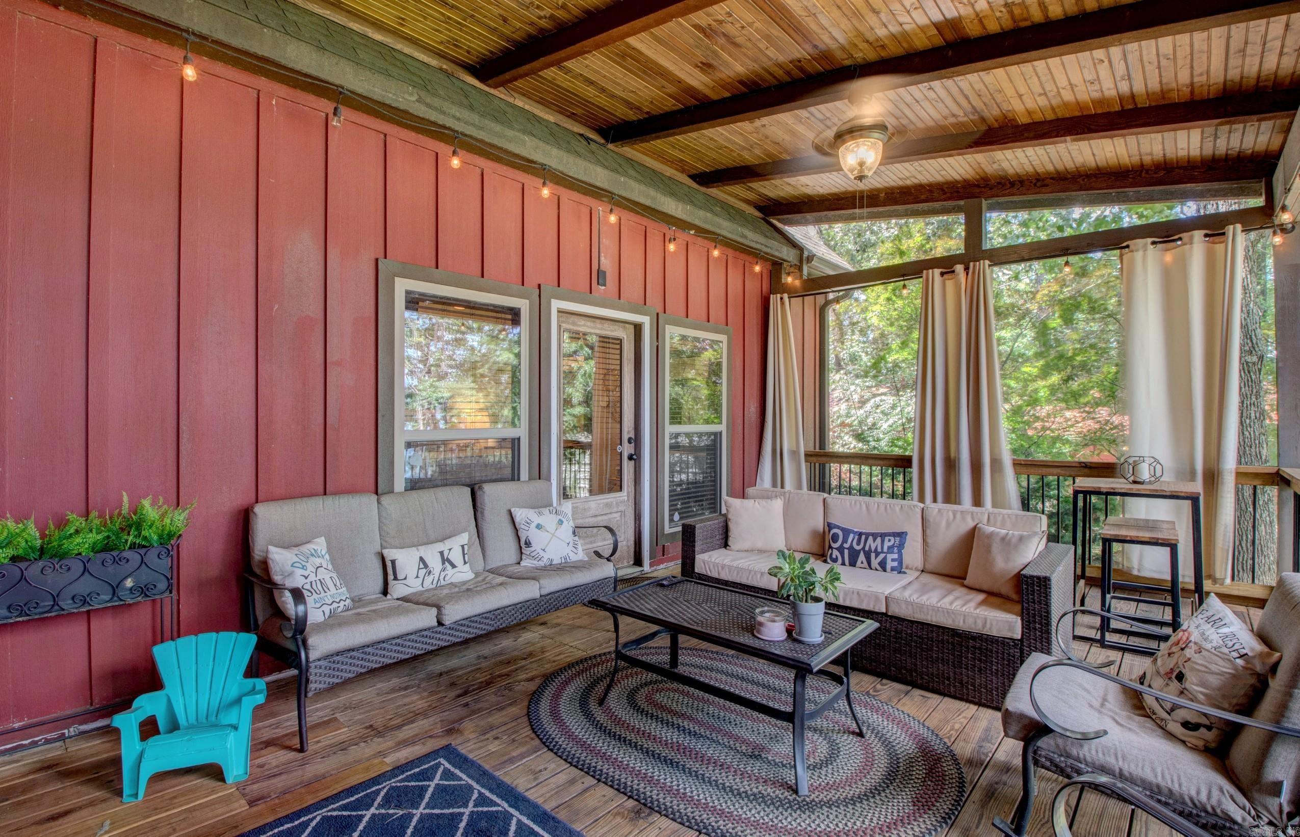 30 Cedar  Higden, AR