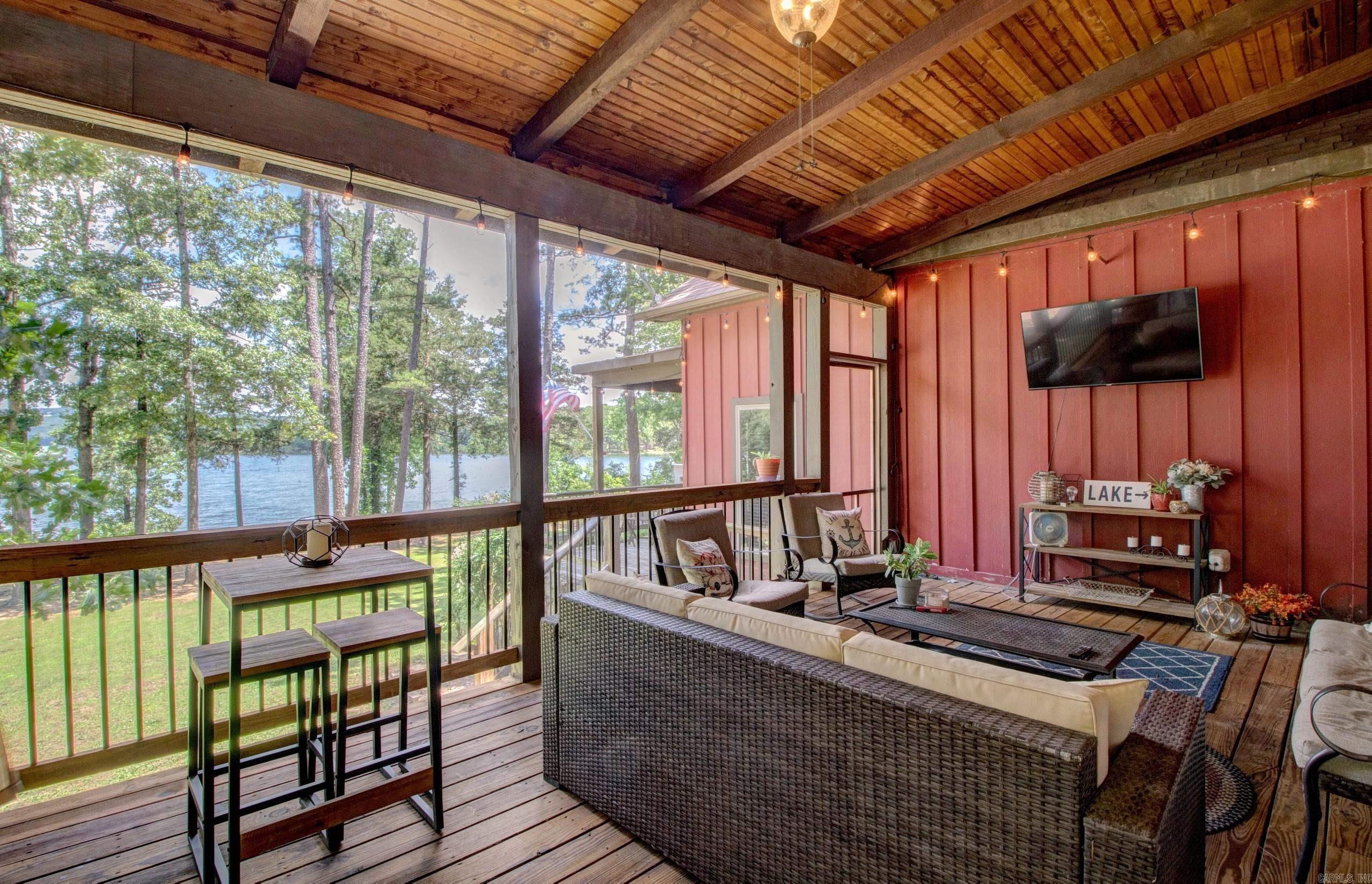 30 Cedar  Higden, AR