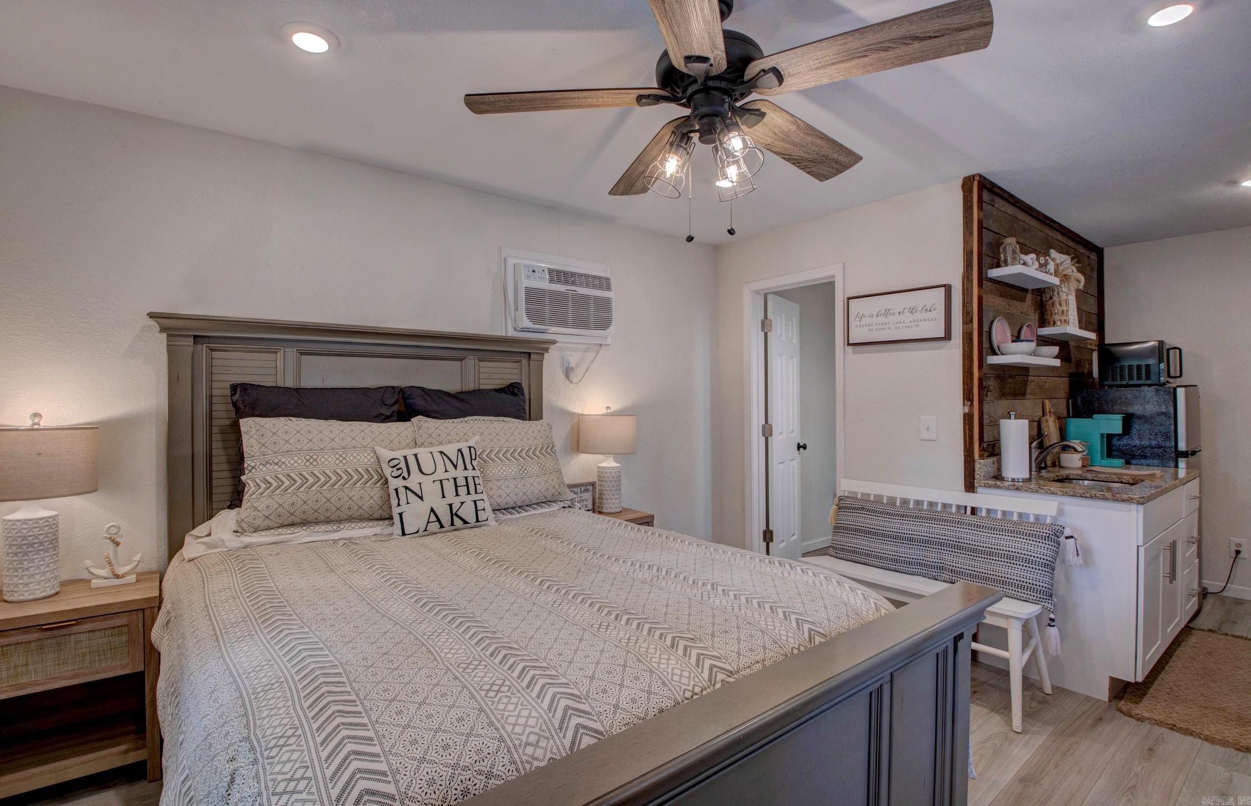 30 Cedar  Higden, AR