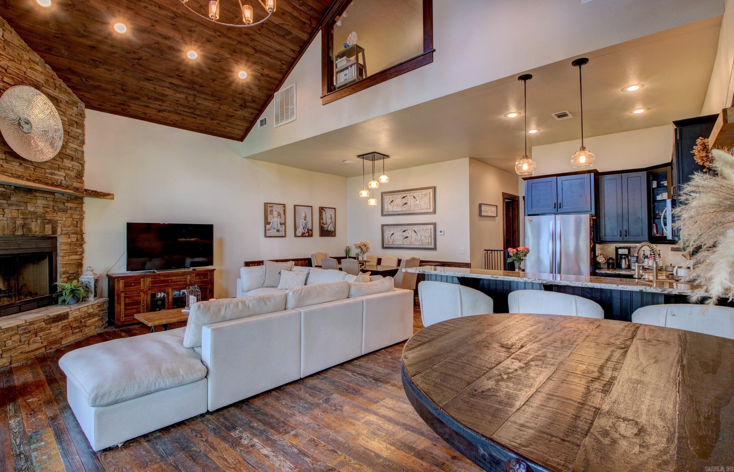 30 Cedar  Higden, AR