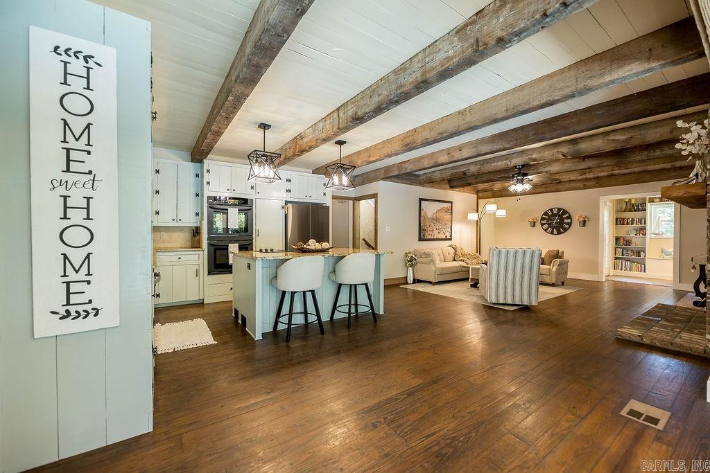 8 Chaffee Creek Trail Camden, AR 71701