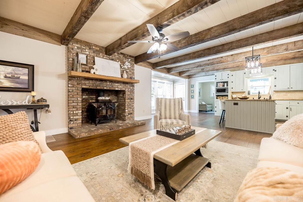 8 Chaffee Creek Trail Camden, AR 71701