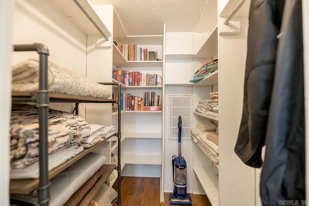 8 Chaffee Creek Trail Camden, AR 71701