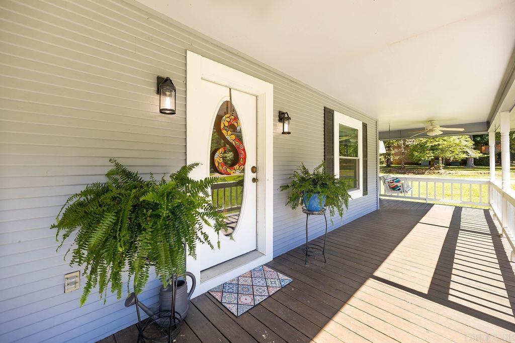 8 Chaffee Creek Trail Camden, AR 71701