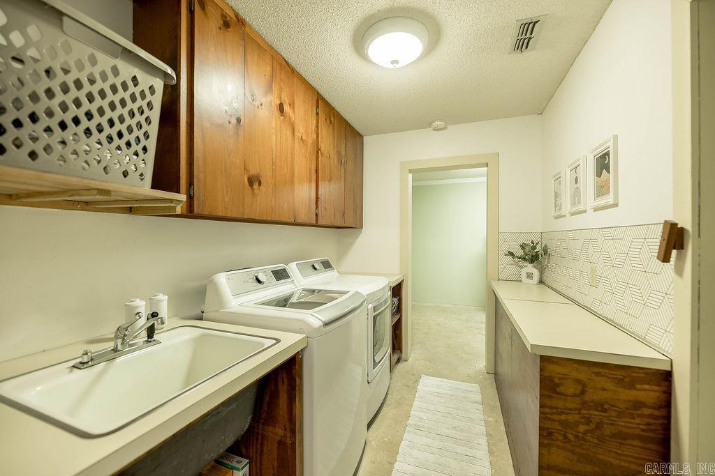 8 Chaffee Creek Trail Camden, AR 71701