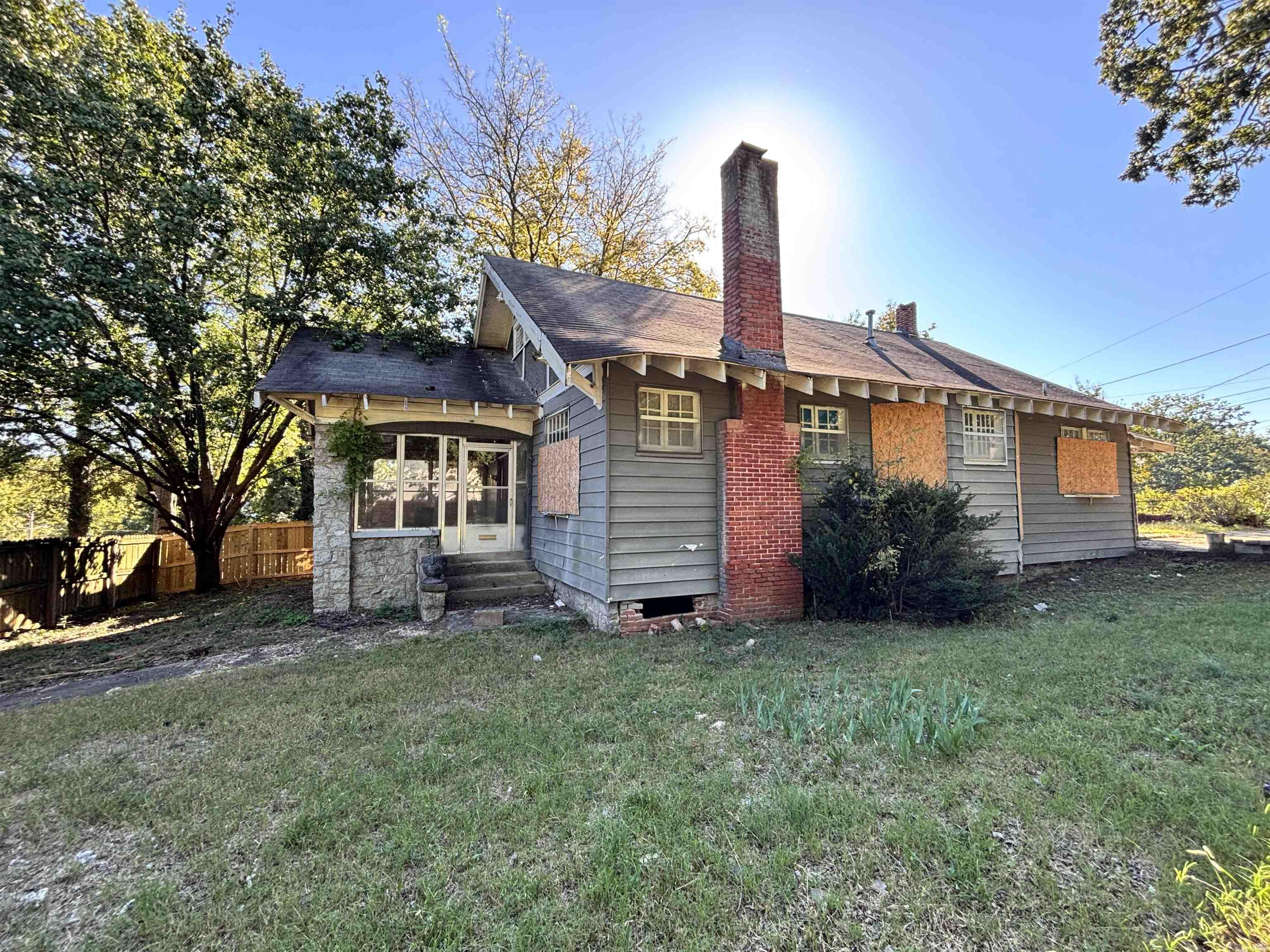 1515 W 22nd  Little Rock, AR