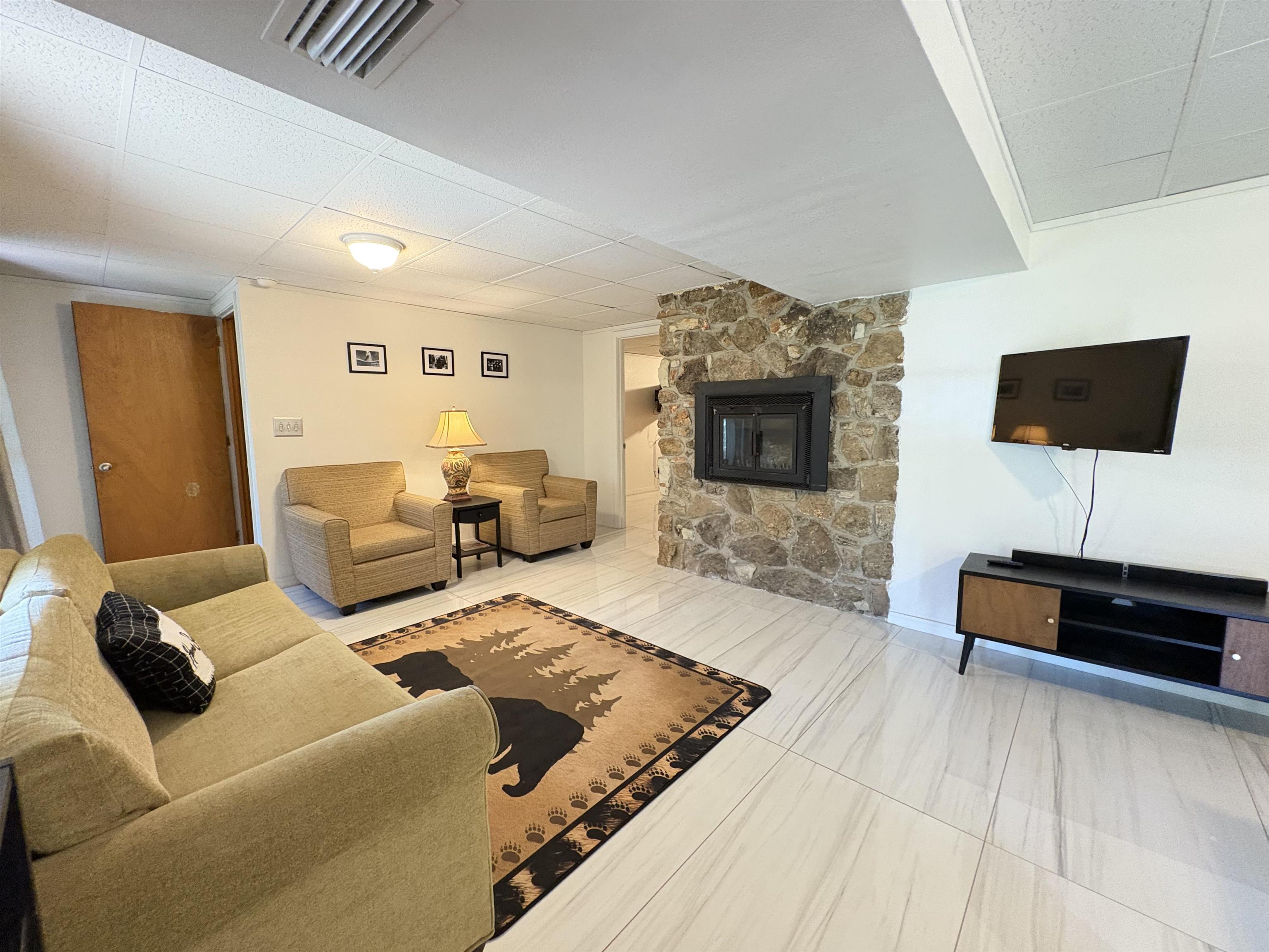 4 Cisco Circle Cherokee Village, AR 72529