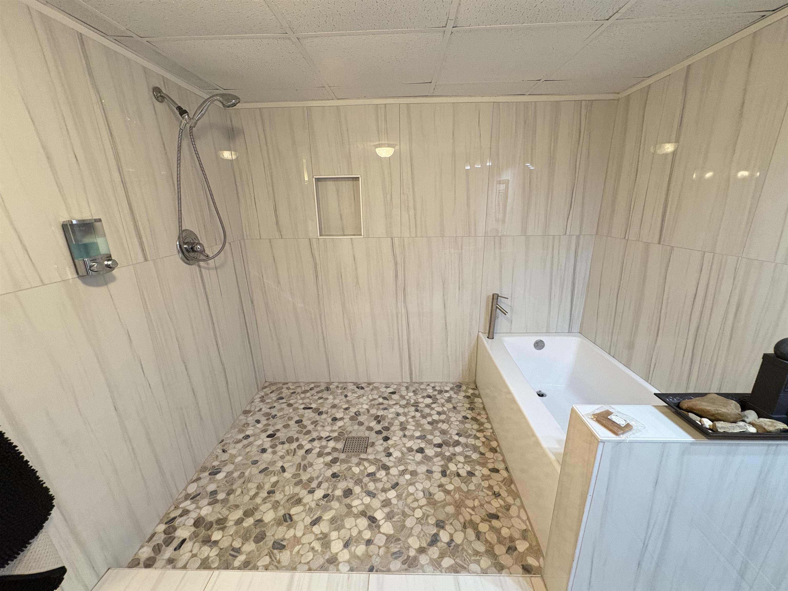 4 Cisco Circle Cherokee Village, AR 72529