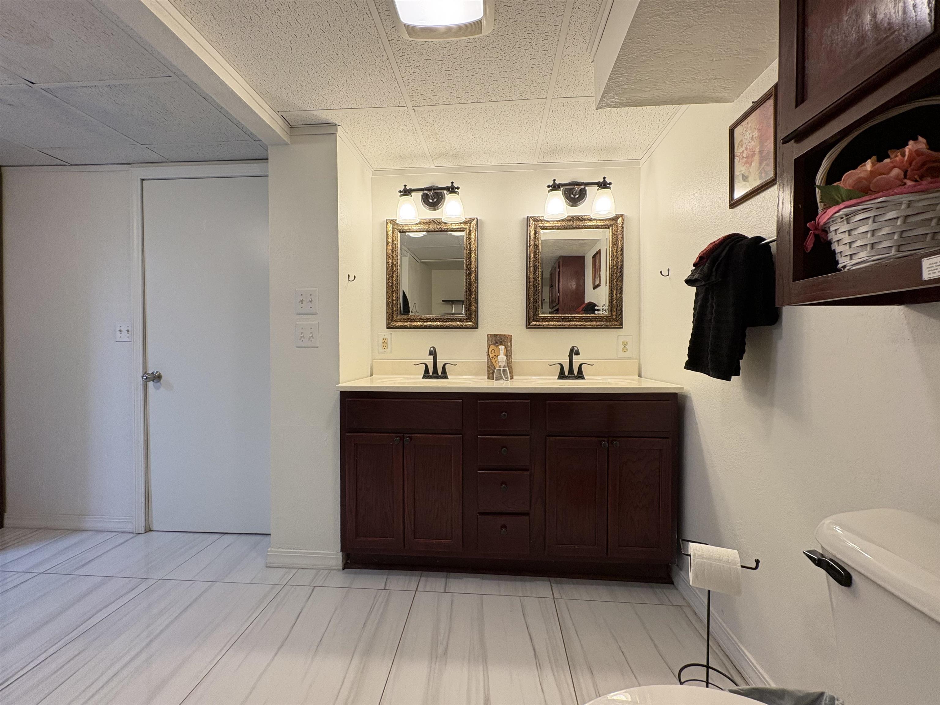 4 Cisco Circle Cherokee Village, AR 72529